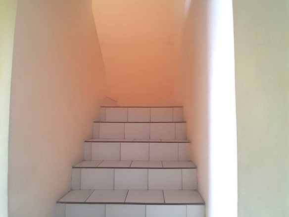 584