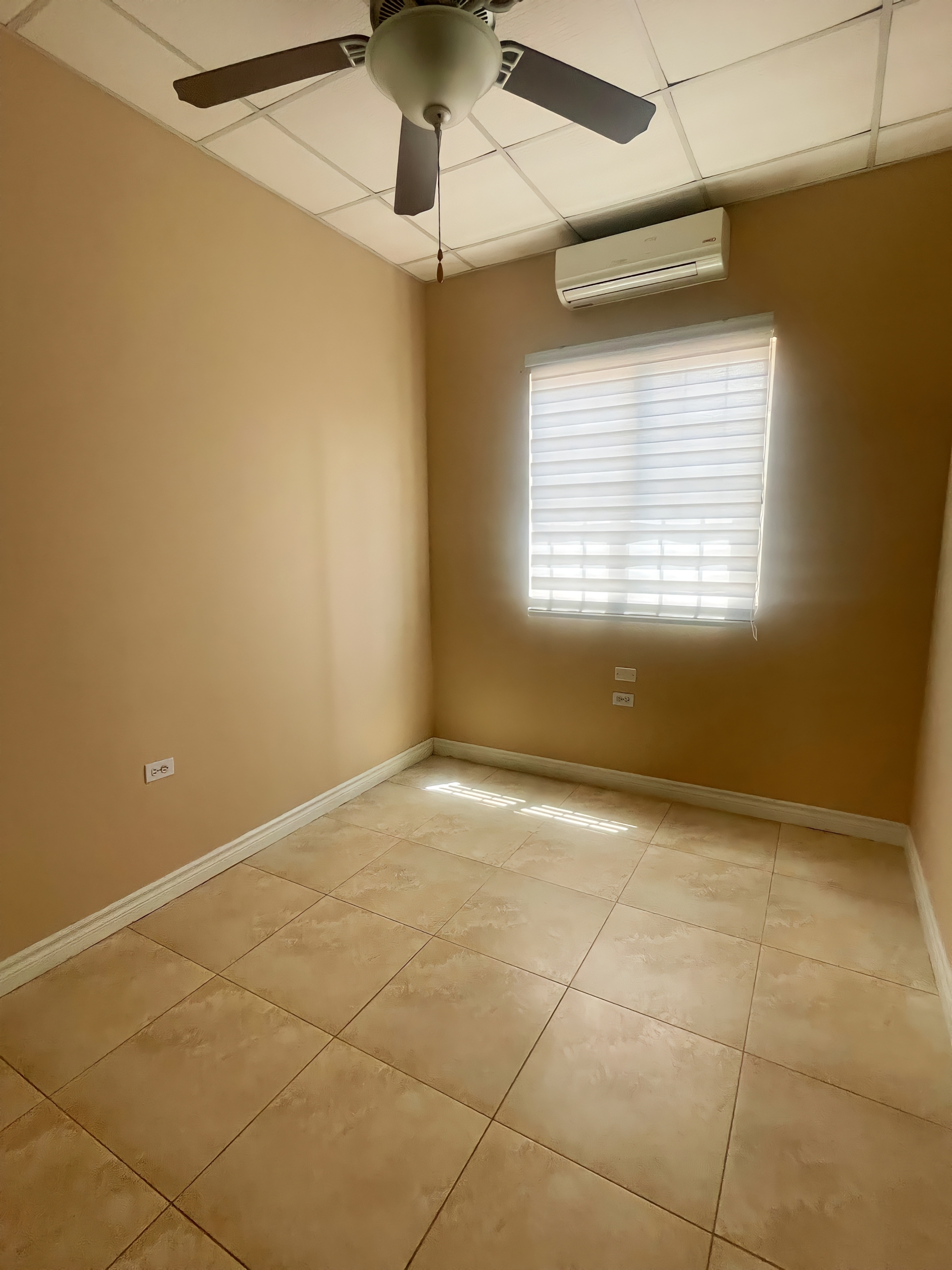 1 Bedroom Apartment, Newtown, Port of Spain 5