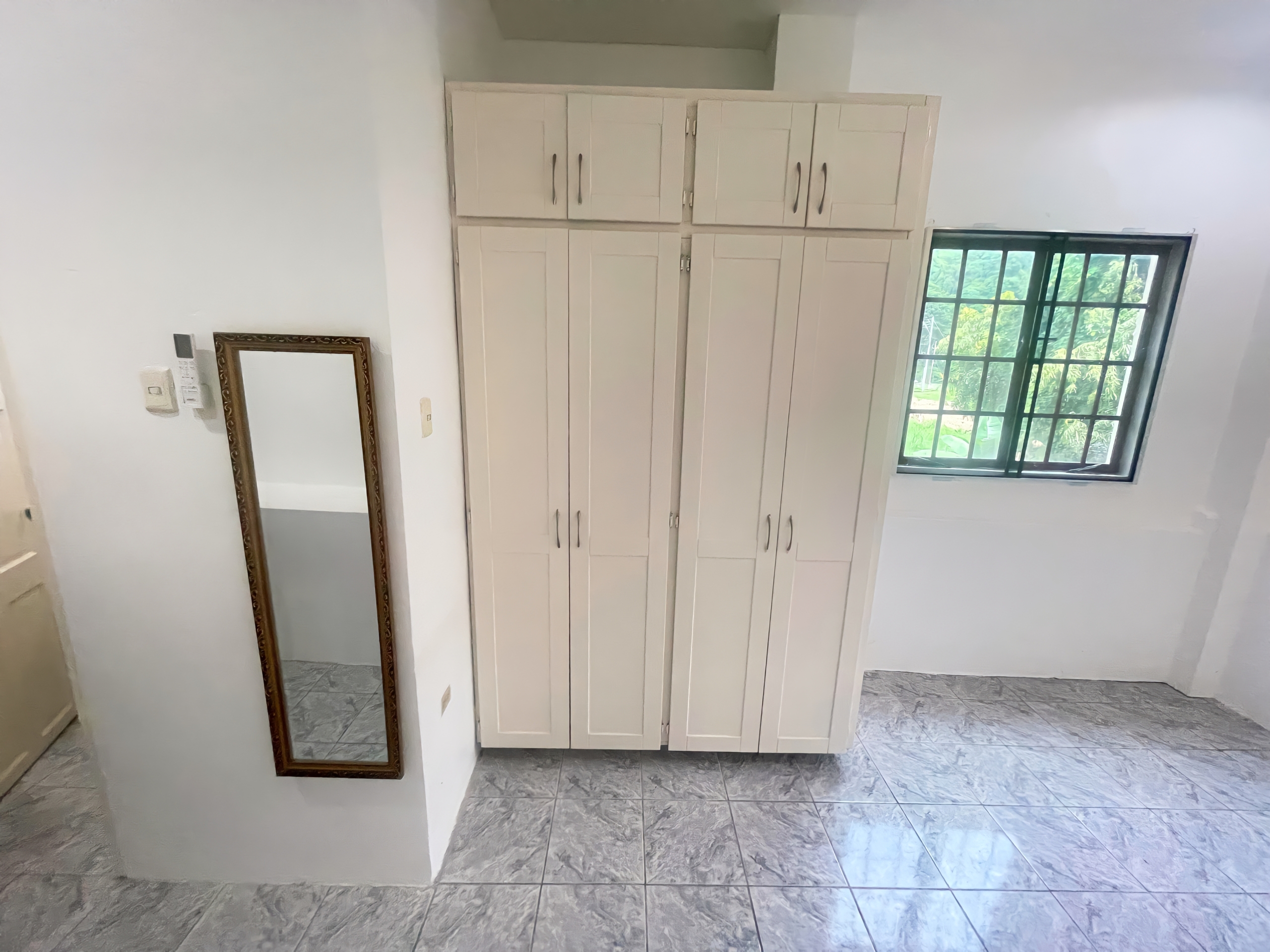 1 Bedroom Apartment Perseverance Road, Maraval 7