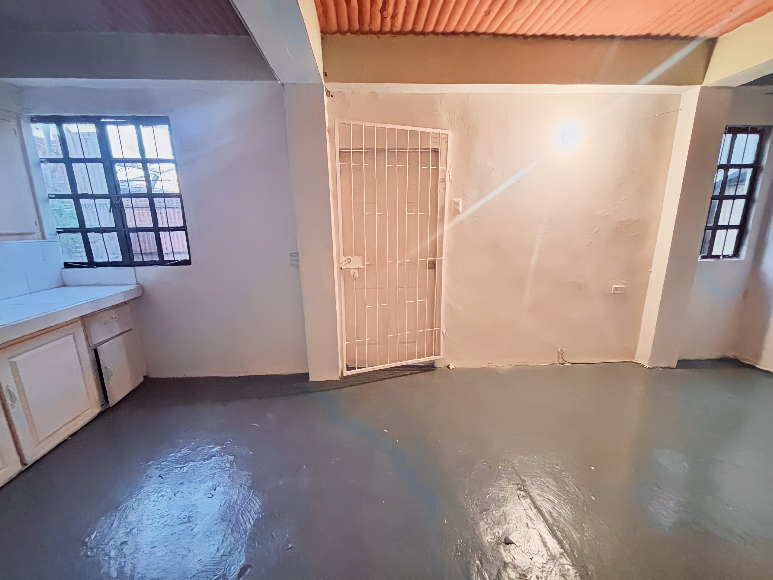 2 Bedroom Apartment, Aranguez 8