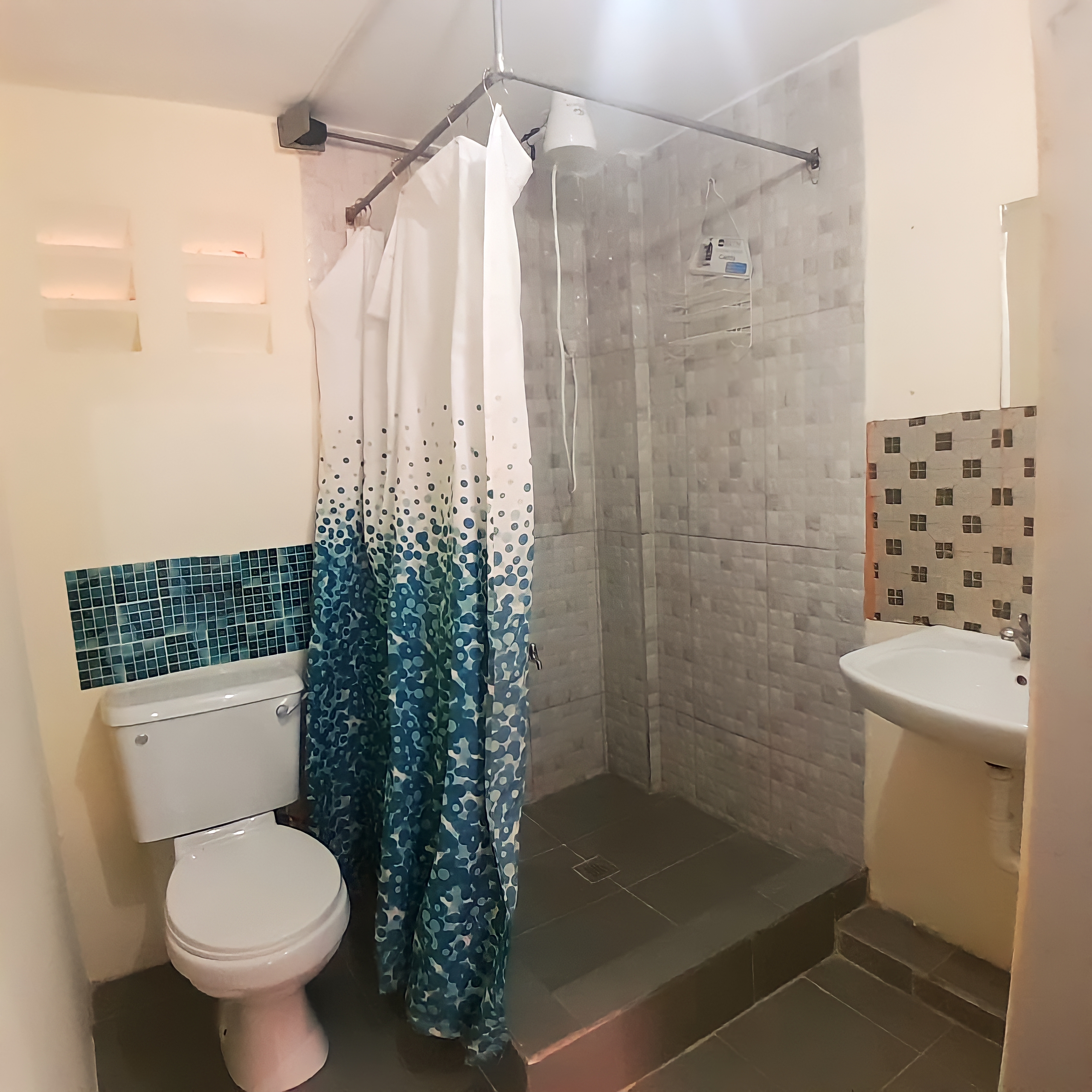 2 Bedroom Apartment, Curepe 5