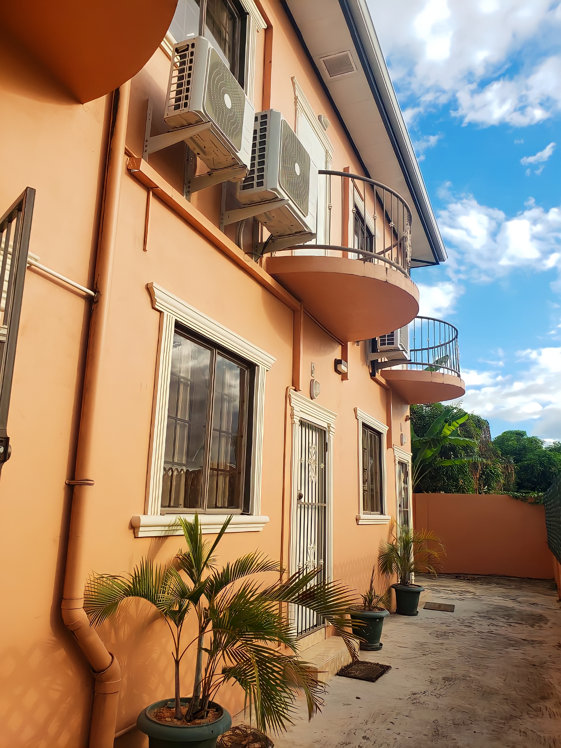 2 Bedroom Apartment, Champs Fleurs 13