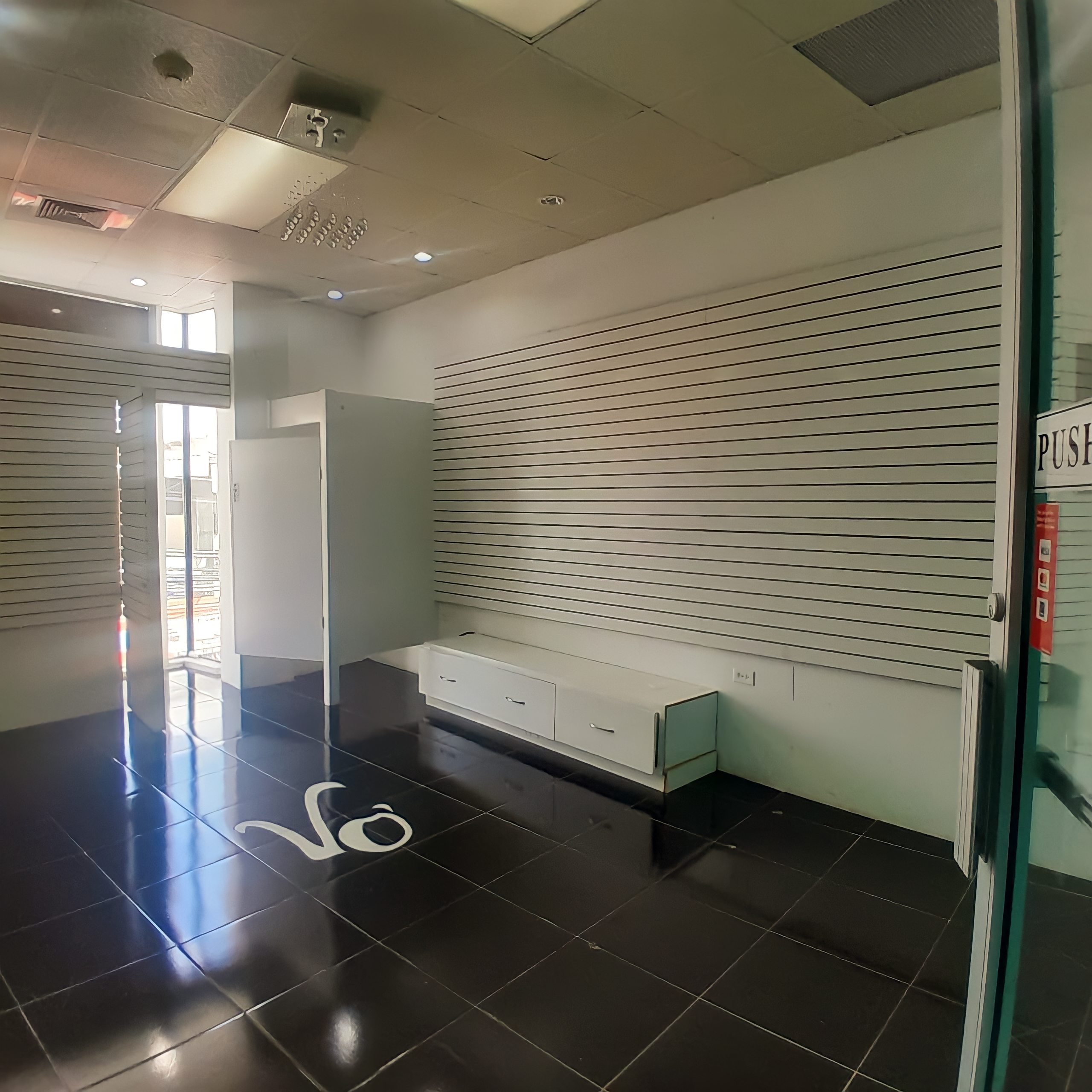 Commercial Unit, Farfan Street, Arima 3