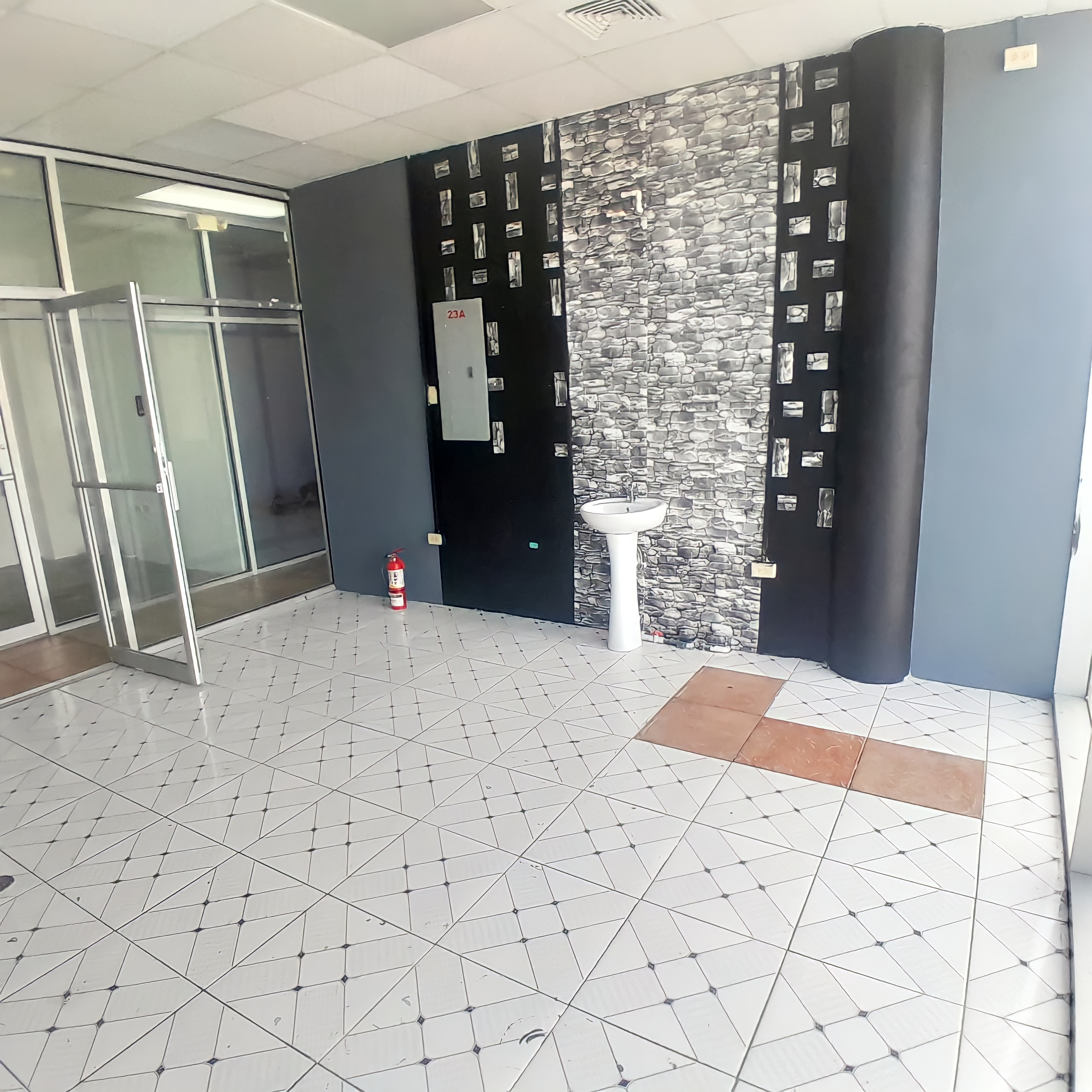 Commercial Unit, Farfan Street, Arima 6