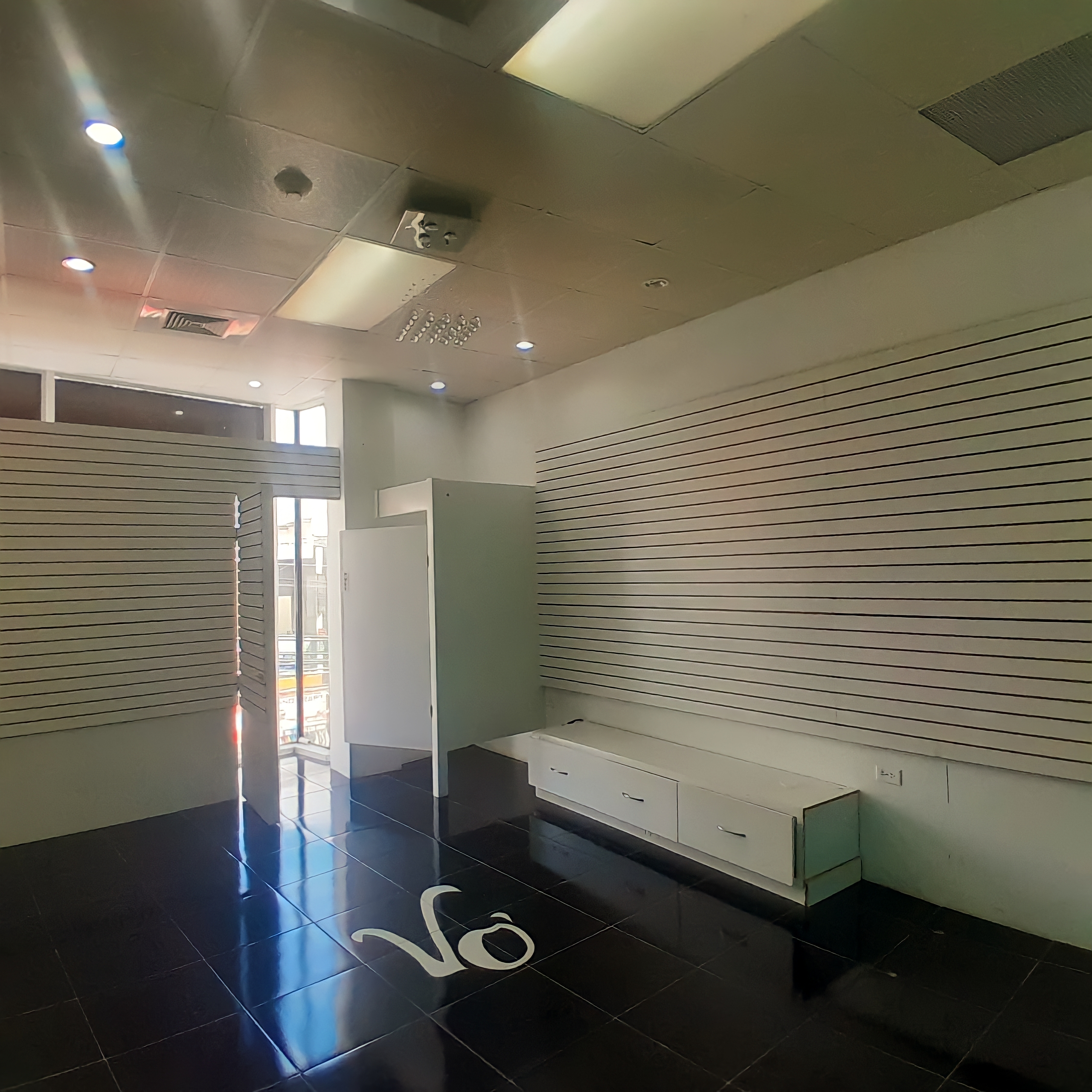 Commercial Unit, Farfan Street, Arima 7