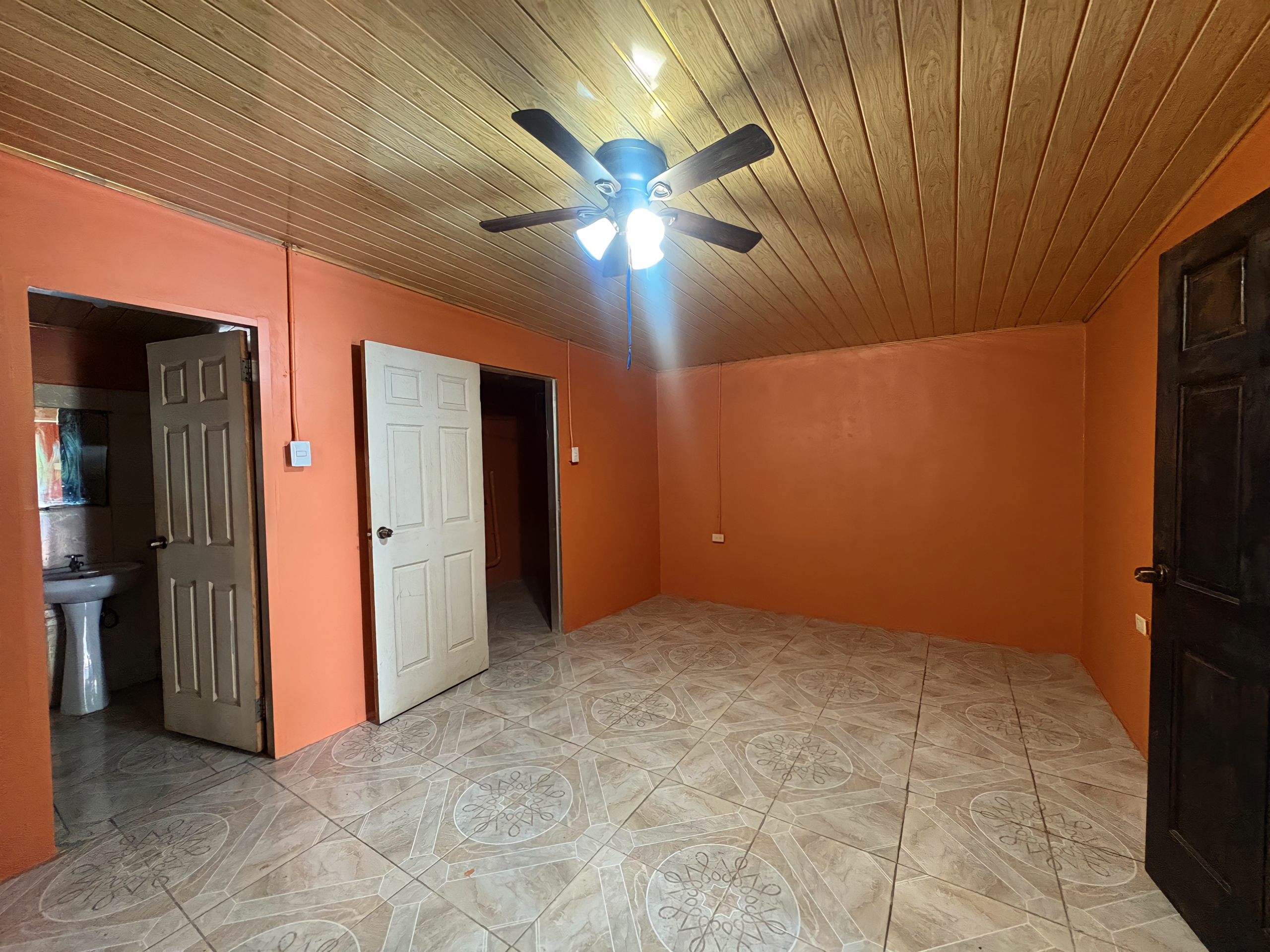 1 Bedroom Apartment, Charlieville 8