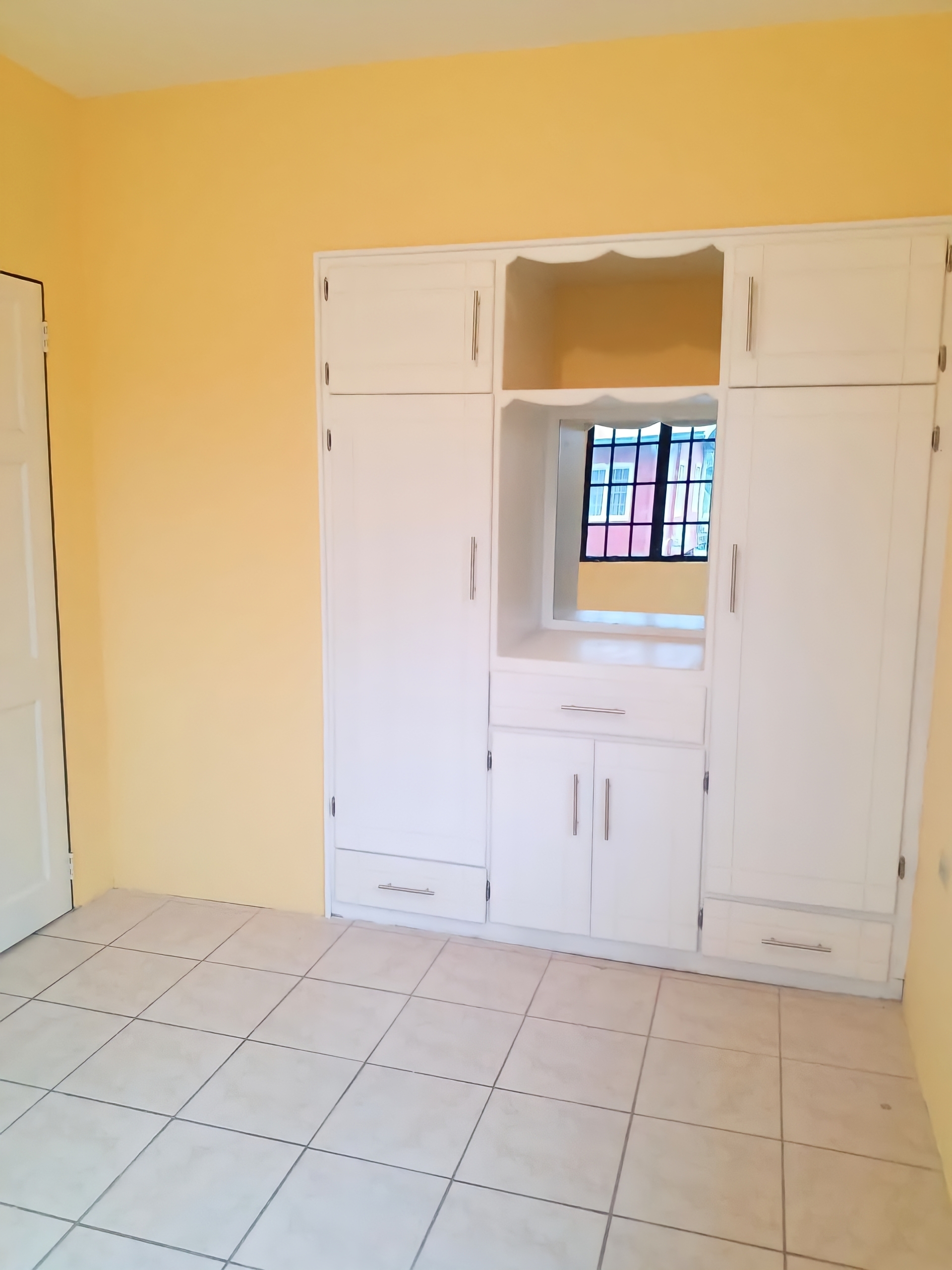 2 Bedroom Apartment, Duncan Village 8