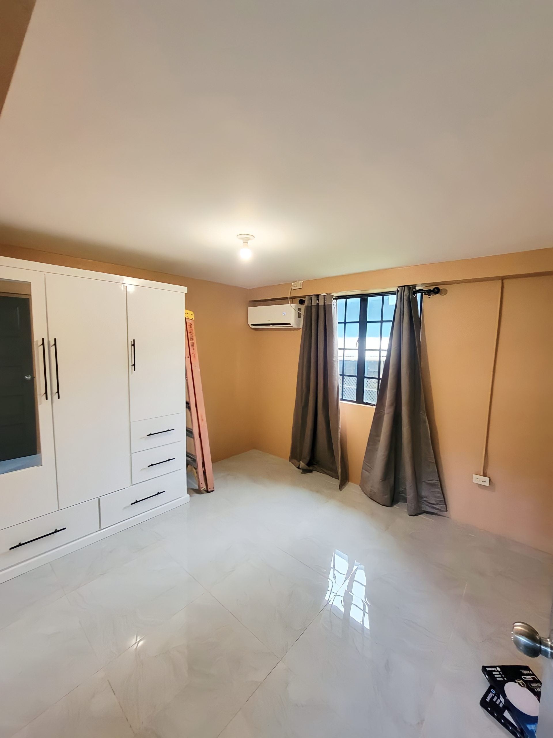 2 Bedroom Apartment, Esperance, San Fernando 5