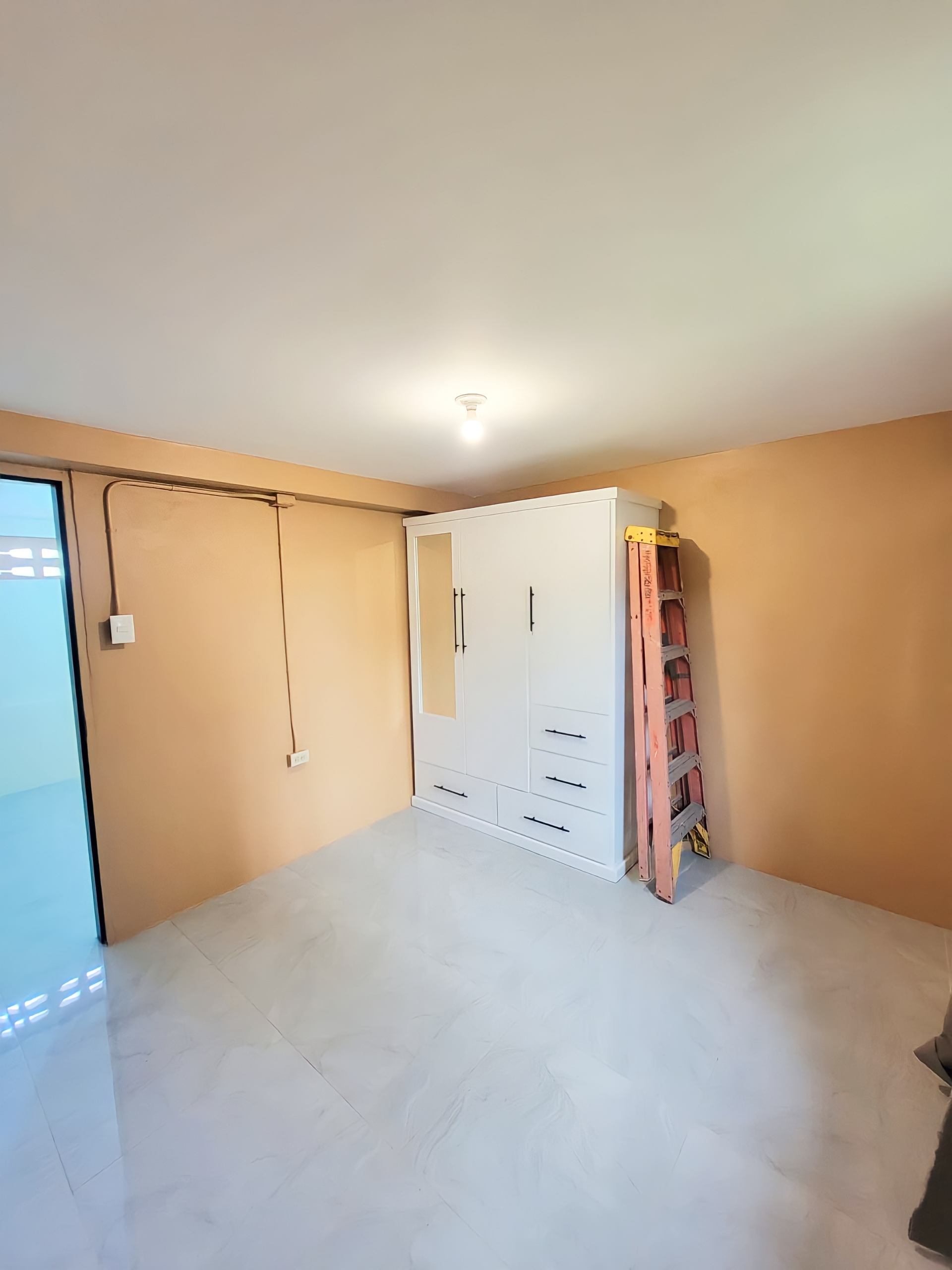 2 Bedroom Apartment, Esperance, San Fernando 8