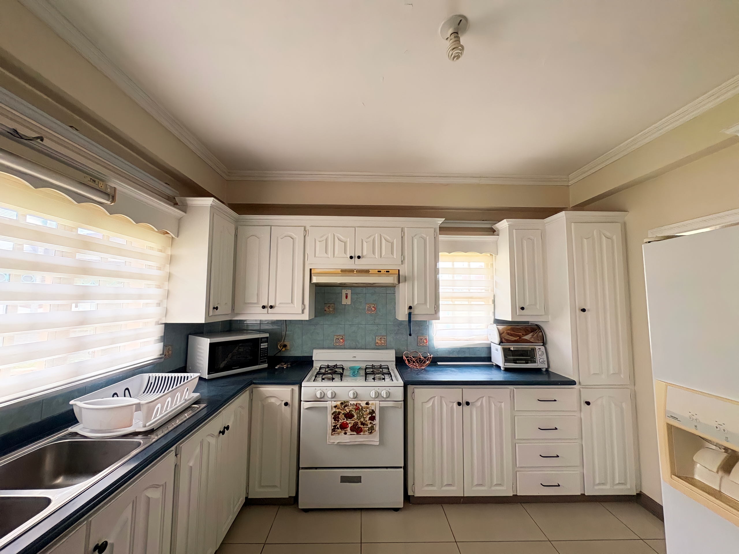 3 Bedroom Townhouse, Central Park, Balmain, Couva 6