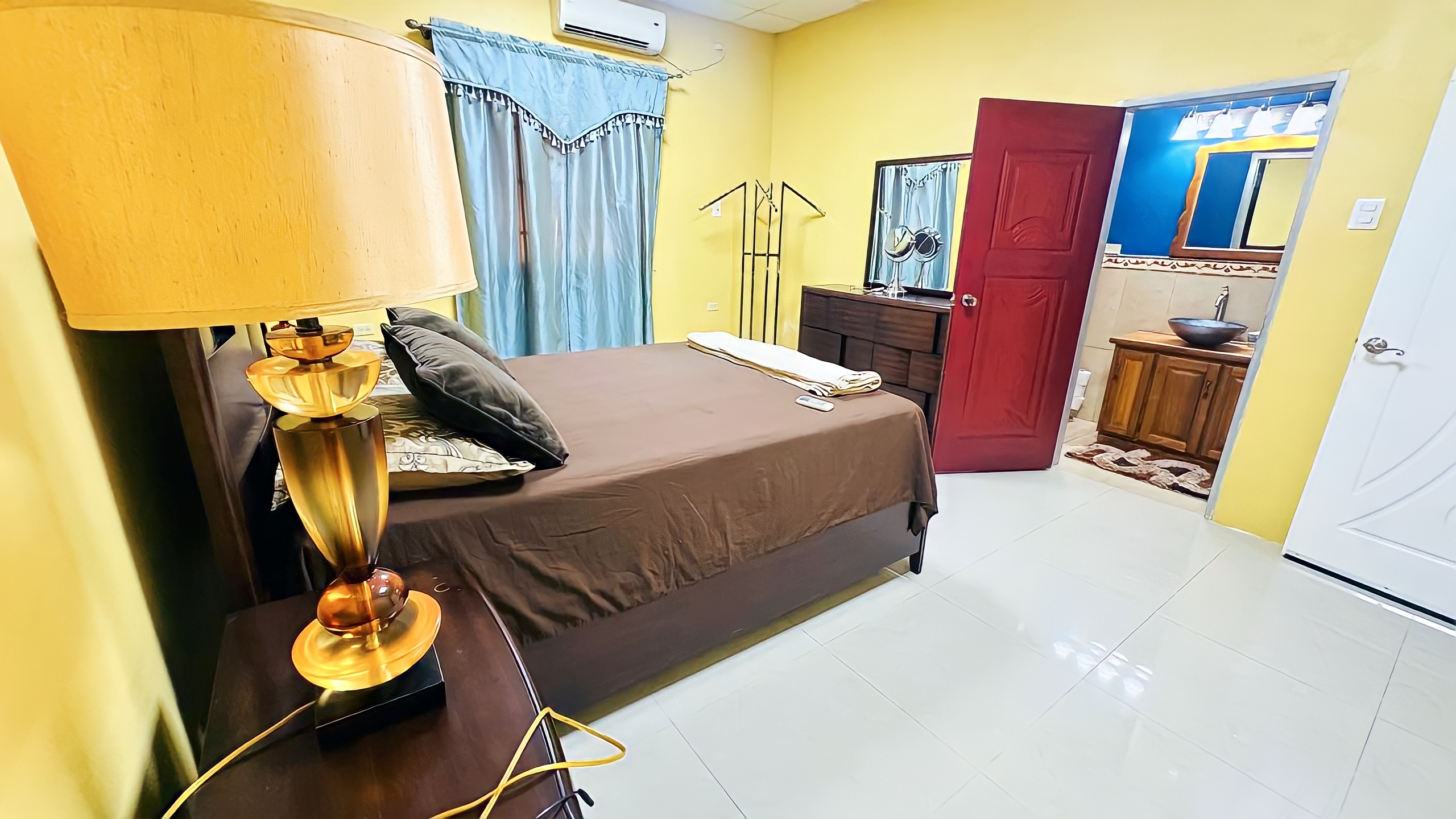 2 Bedroom House, Nathaniel Trace, Calcutta #2 12