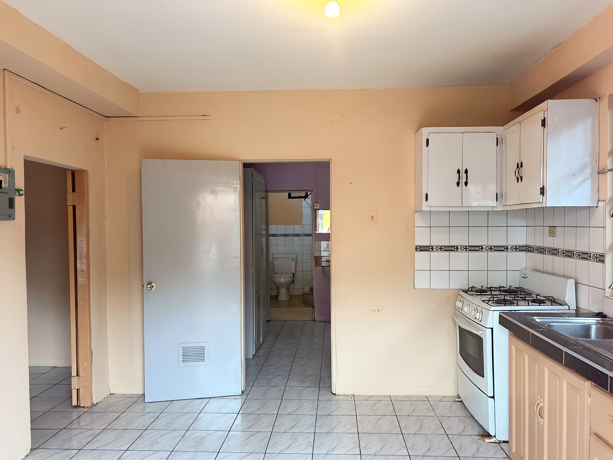 2 Bedroom Apartment, San Fernando Main Road 7