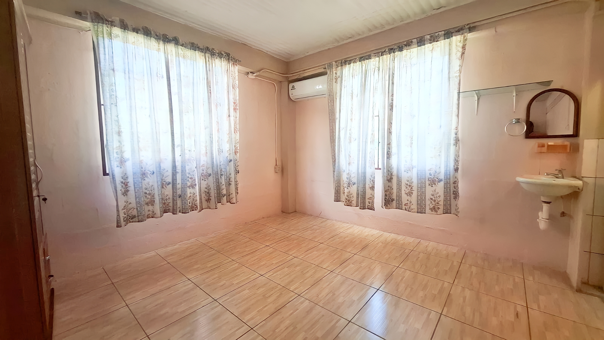 1 Bedroom Apartment, Golconda, San Fernando 10