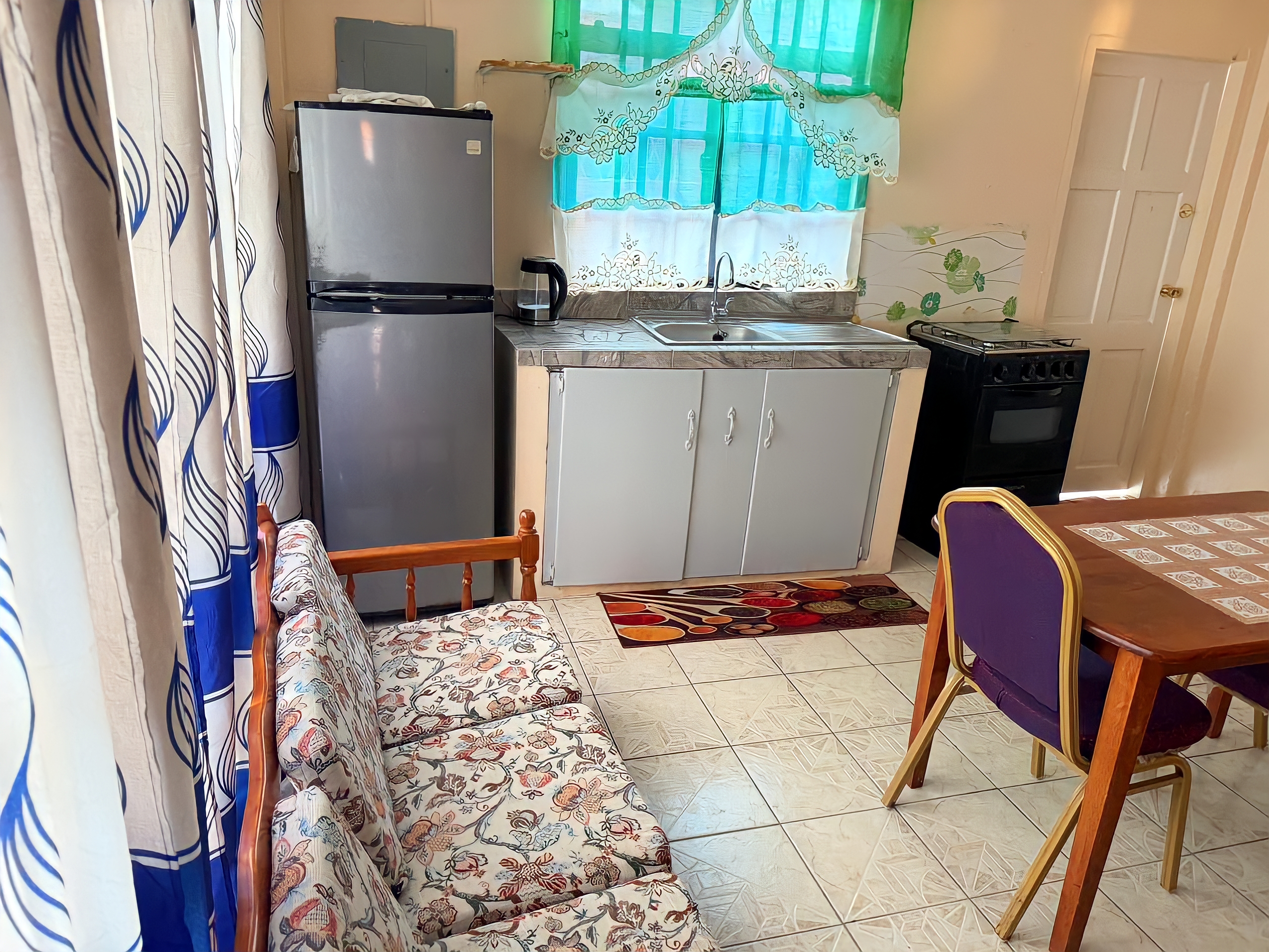 1 Bedroom Apartment, Rainbow Crescent, Arouca 3