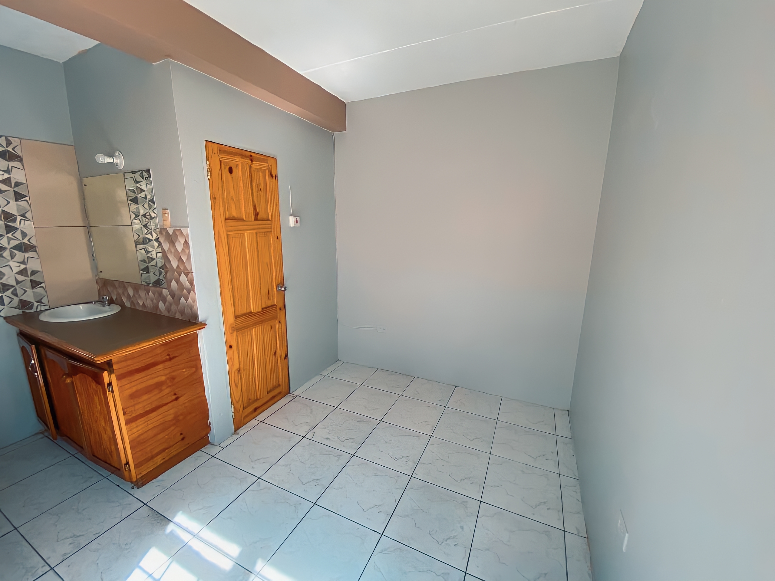 2 Bedroom Apartment, Enterprise 10