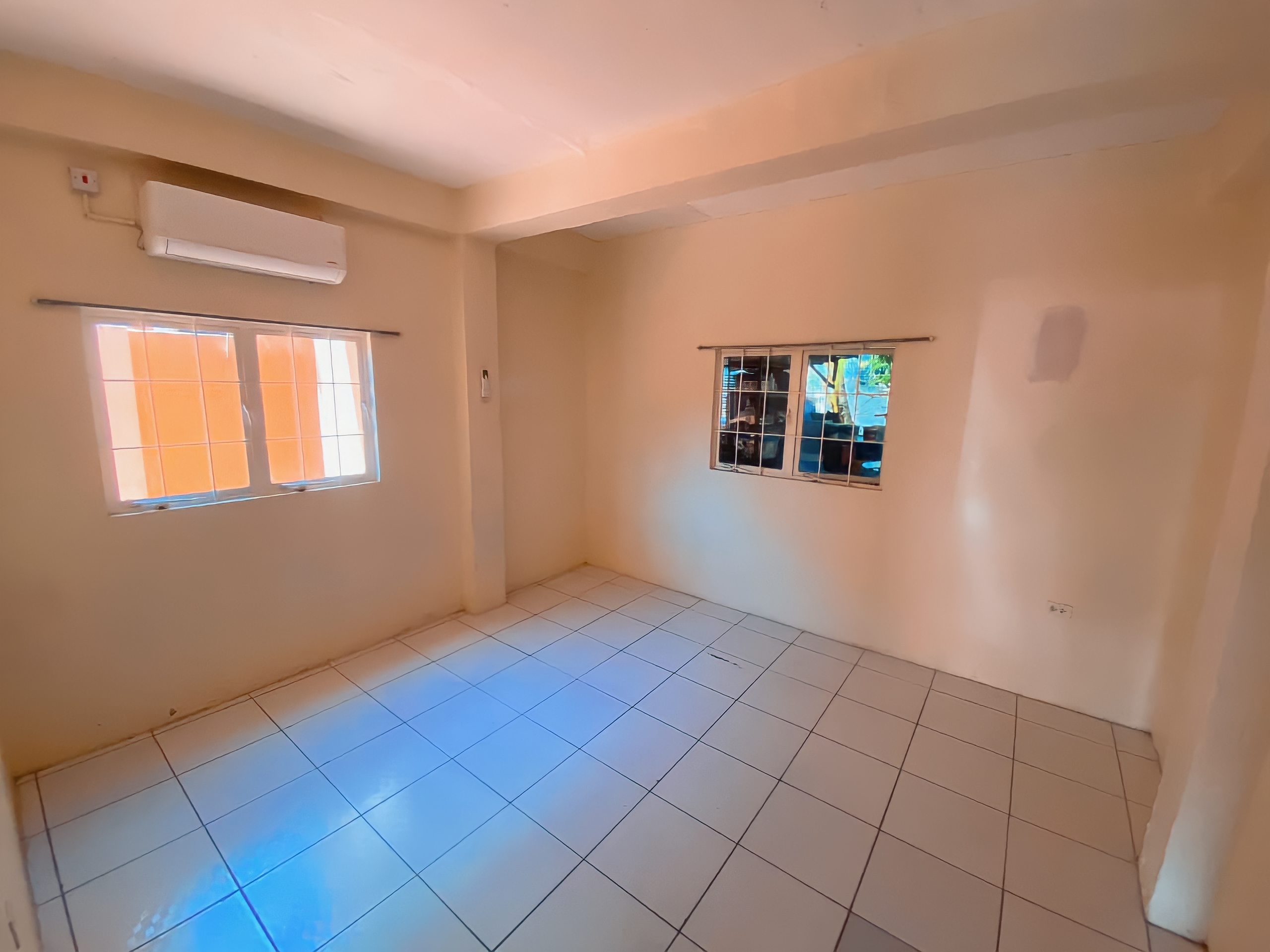 2 Bedroom Apartment, Orchard Gardens 10