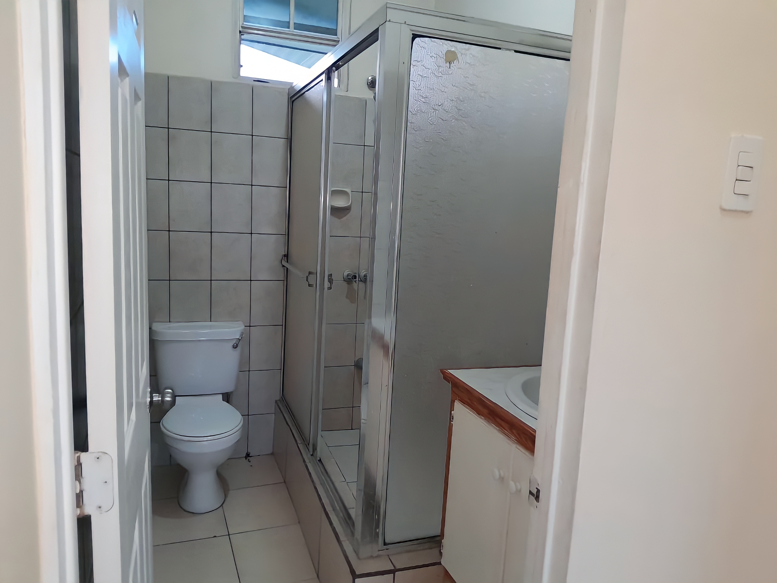 2 Bedroom Apartment, St. Helena 10