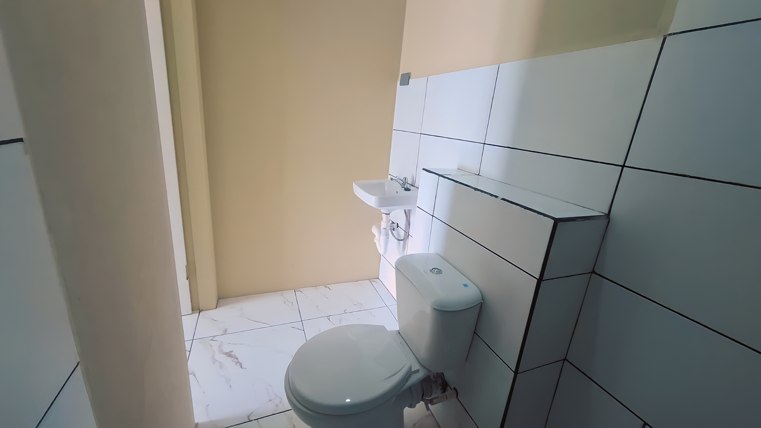 1 Bedroom Apartment, Government School Trace , South Oropouche 10