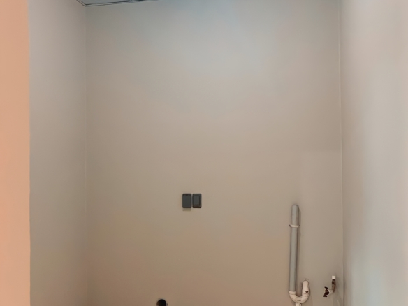 584