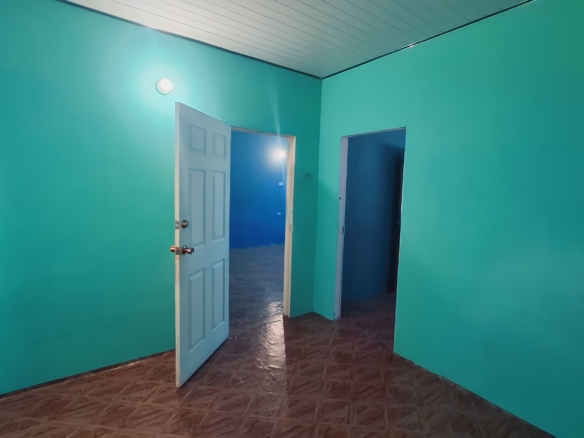 584
