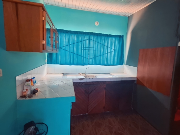 584
