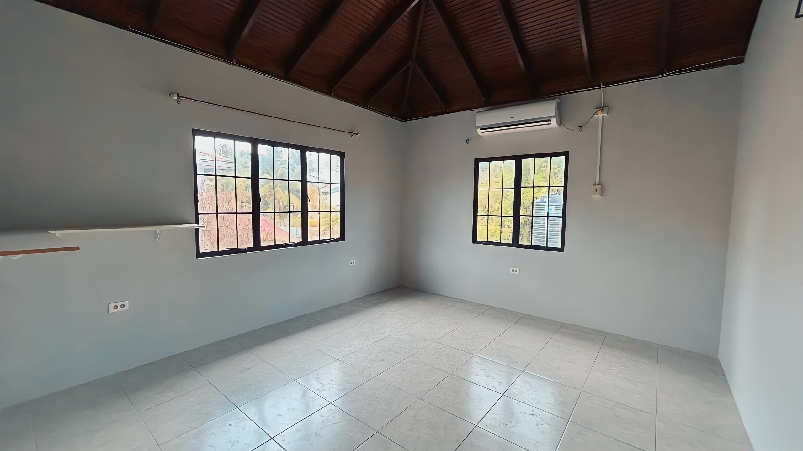 2 Bedroom Apartment, Orchard Gardens 12