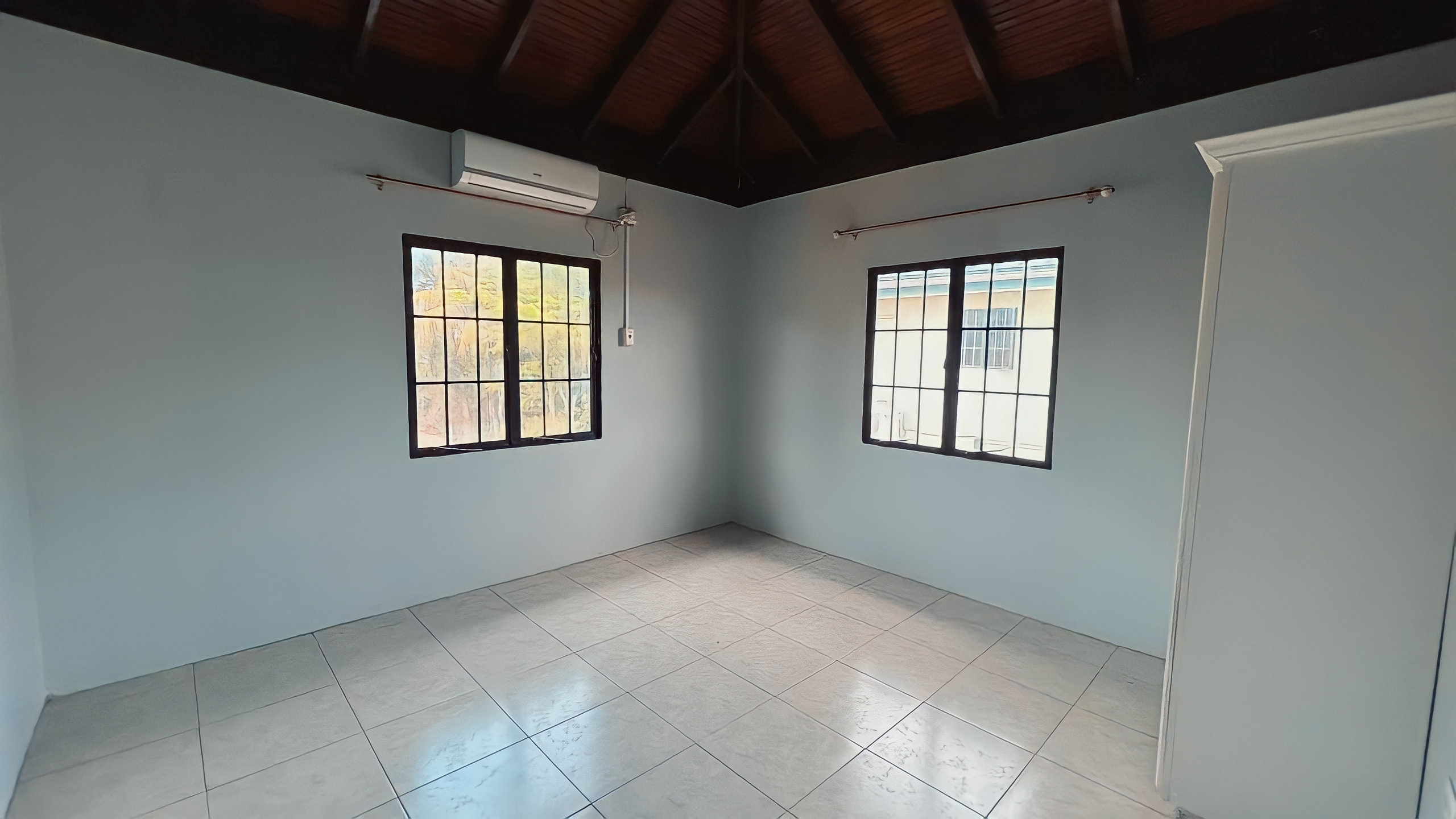 2 Bedroom Apartment, Orchard Gardens 14