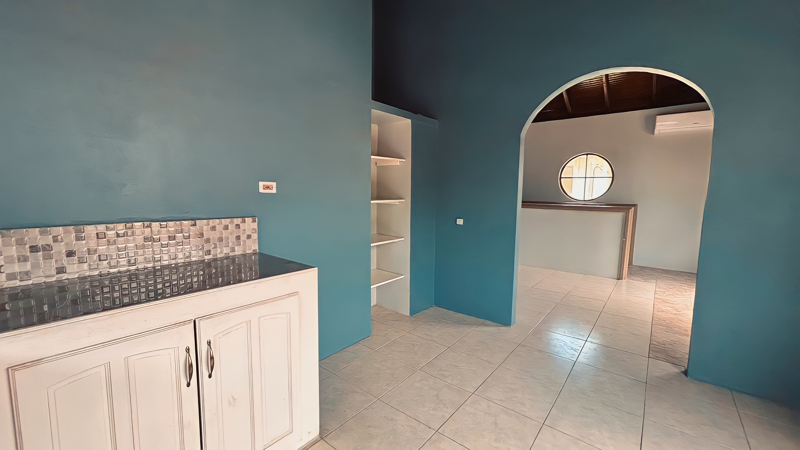 2 Bedroom Apartment, Orchard Gardens 7