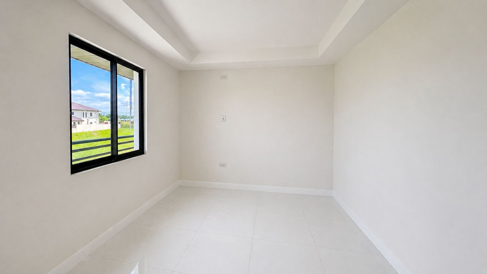 2 Bedroom Apartment, Orchid Drive, Woodford Gardens 4