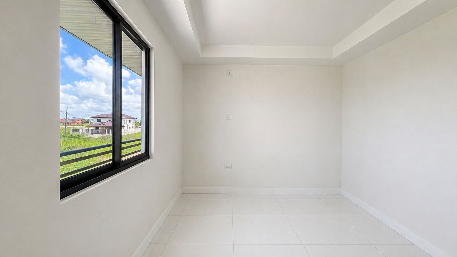 2 Bedroom Apartment, Orchid Drive, Woodford Gardens 5
