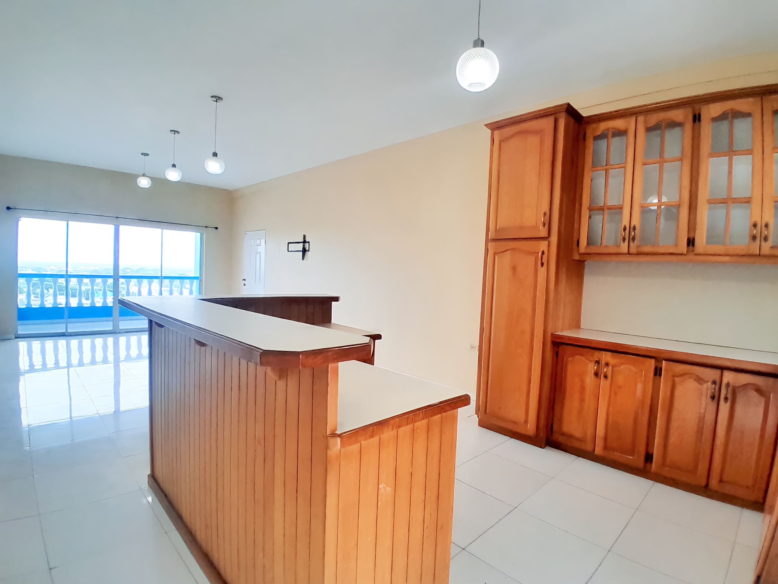 2 bedroom apt mendez drive champ fluers 3