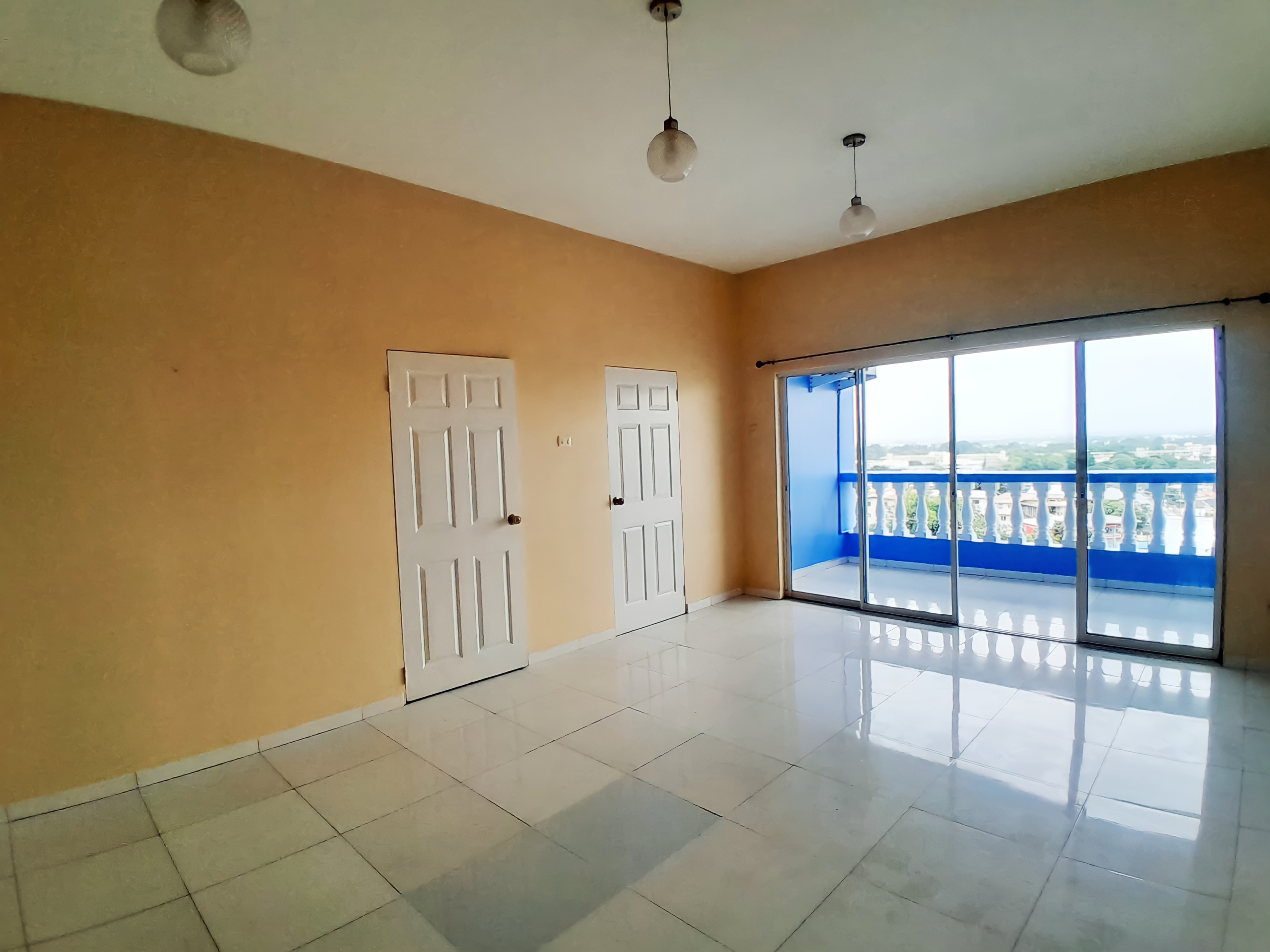 2 bedroom apt mendez drive champ fluers 5