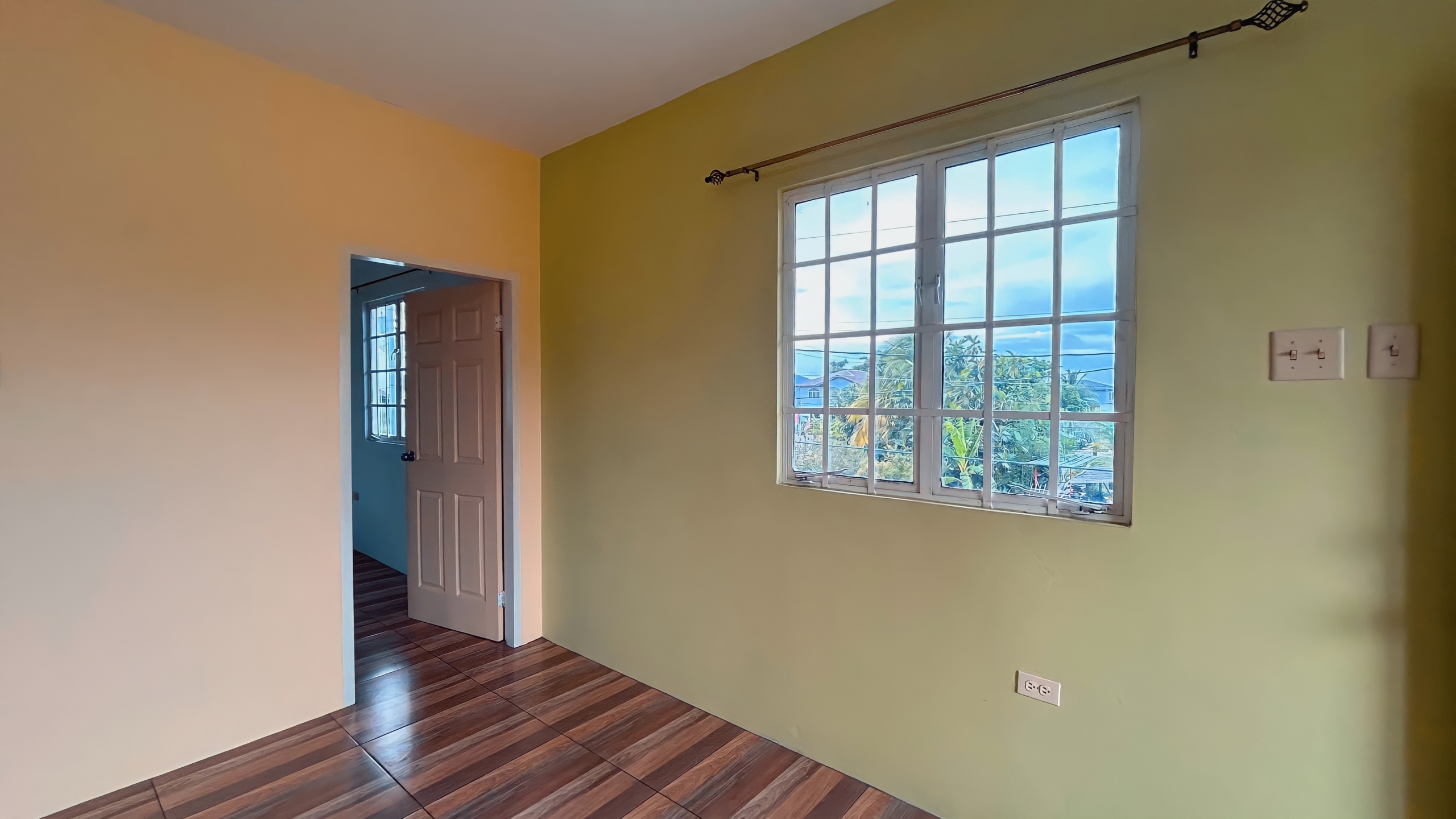 4 Bedroom Apartment, Joyce Road, Carapichaima 9