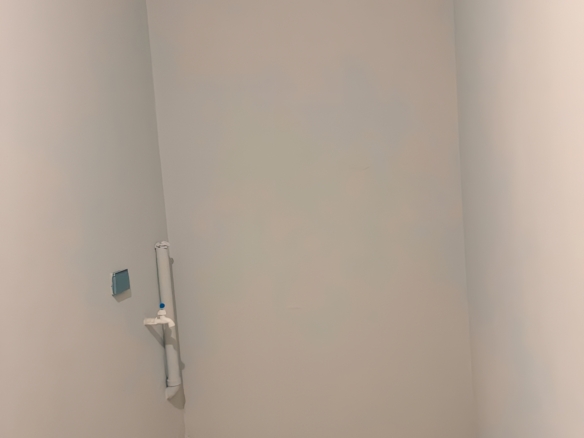 584