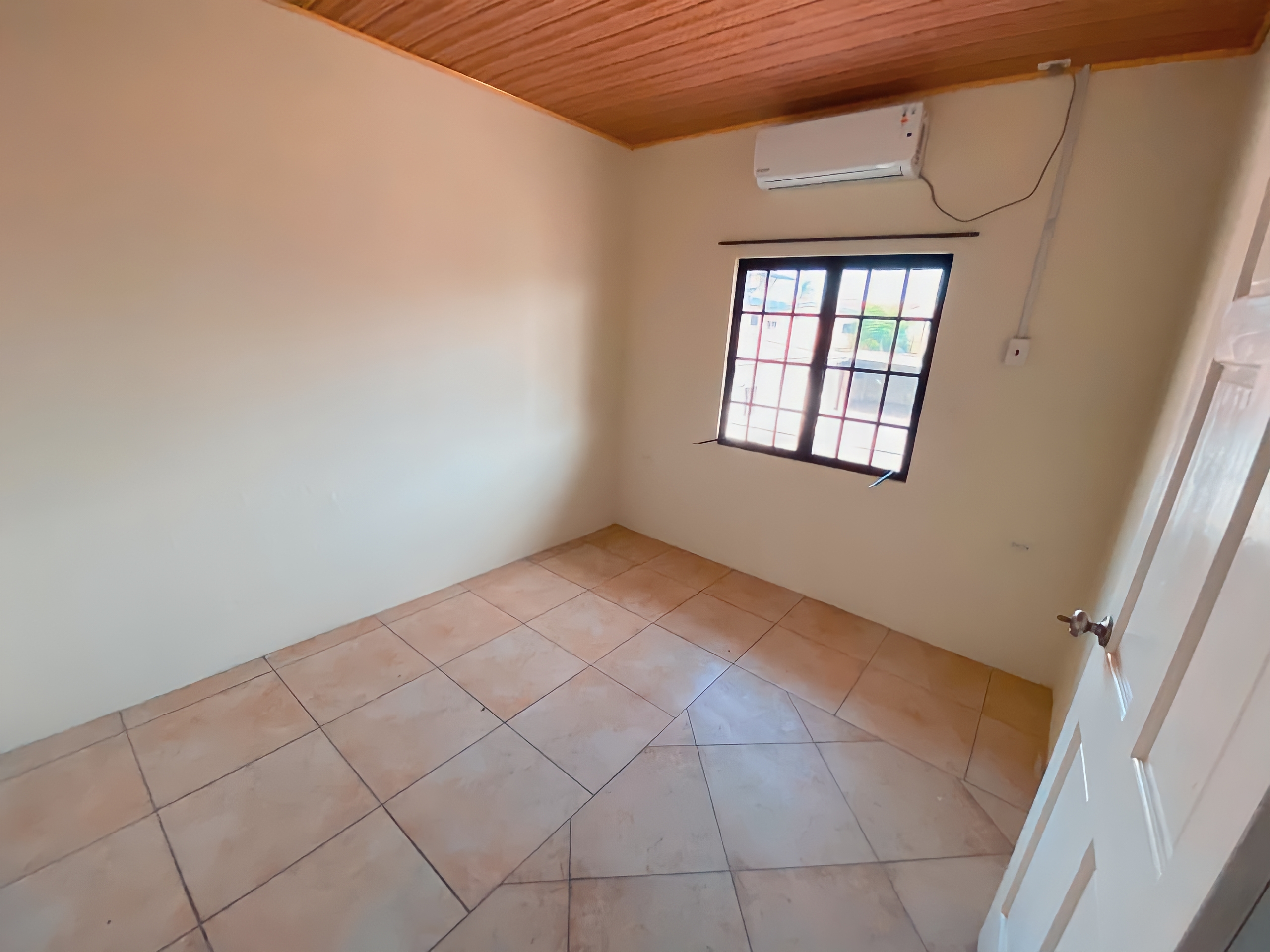 2 Bedroom Apartment, Southern Main Road, Chaguanas 8