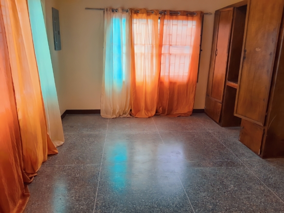 584