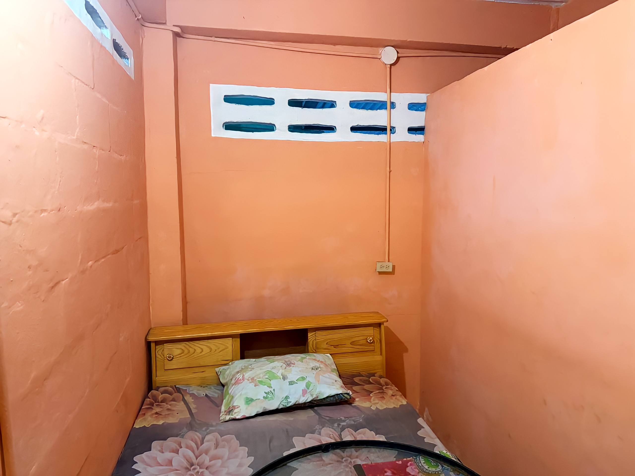 Semi Furnished 1 Bedroom Apartment First Ave Barataria 10