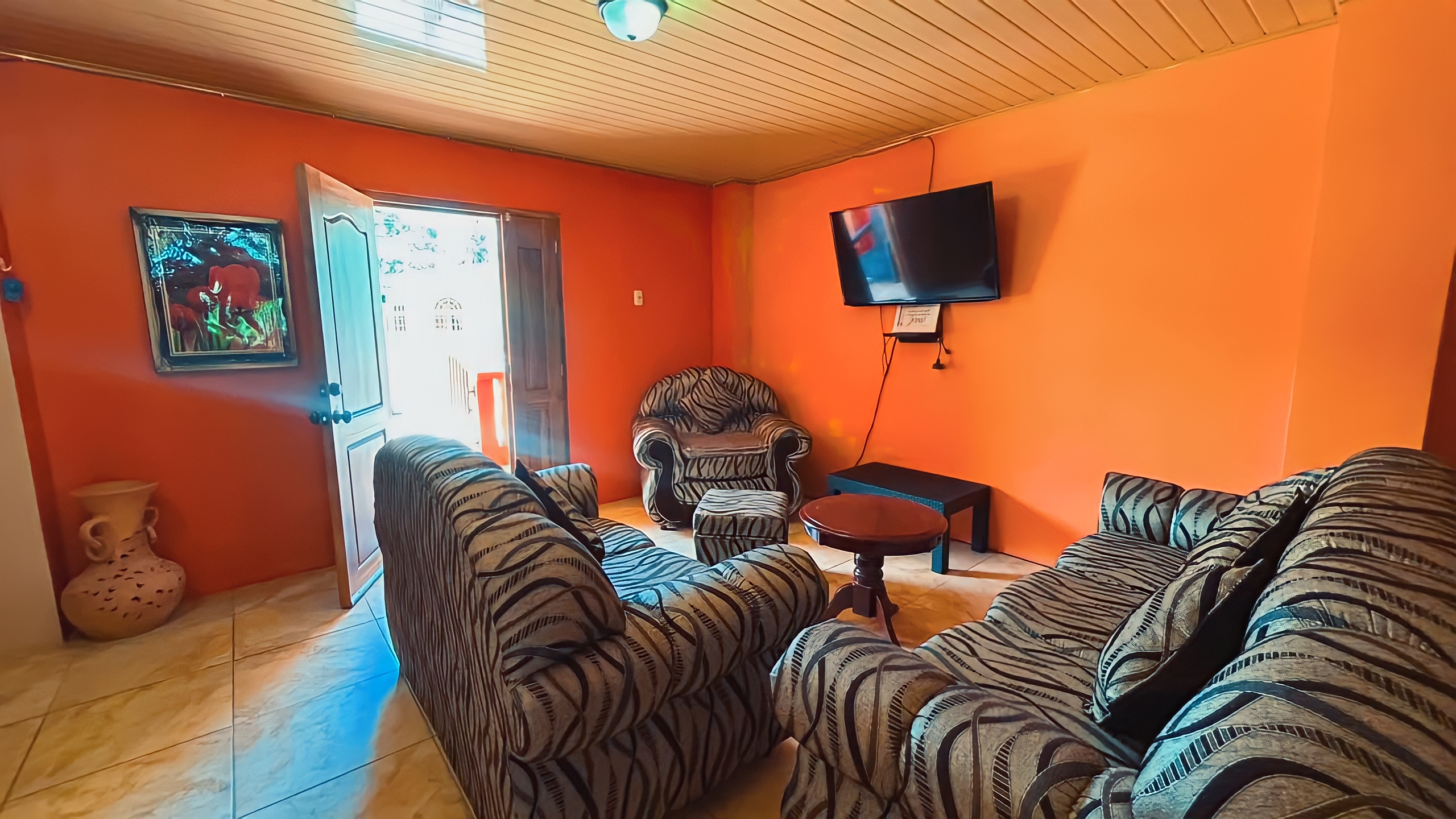 10 Bedroom House, Eccles Road, Mayaro 3
