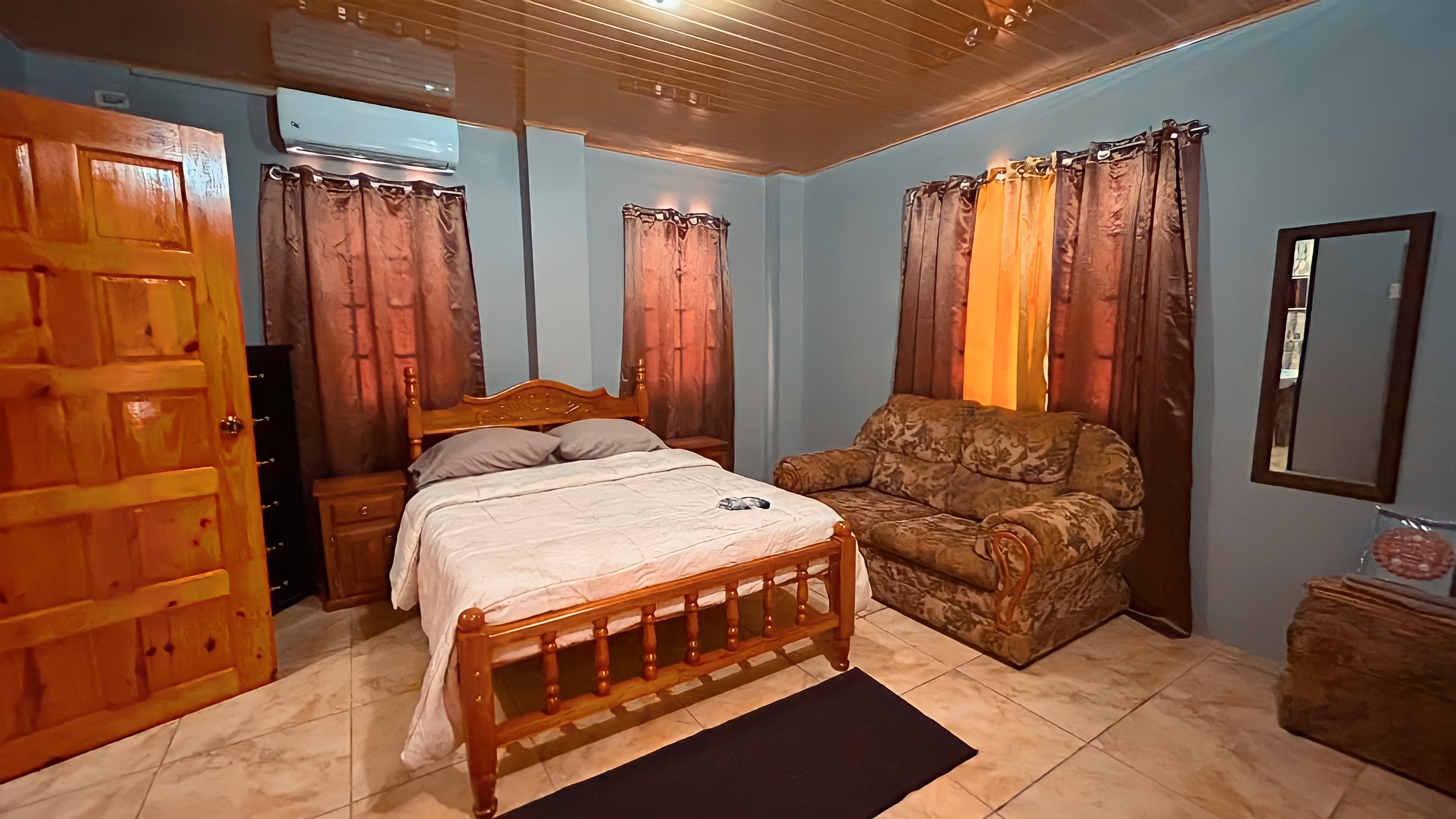10 Bedroom House, Eccles Road, Mayaro 9