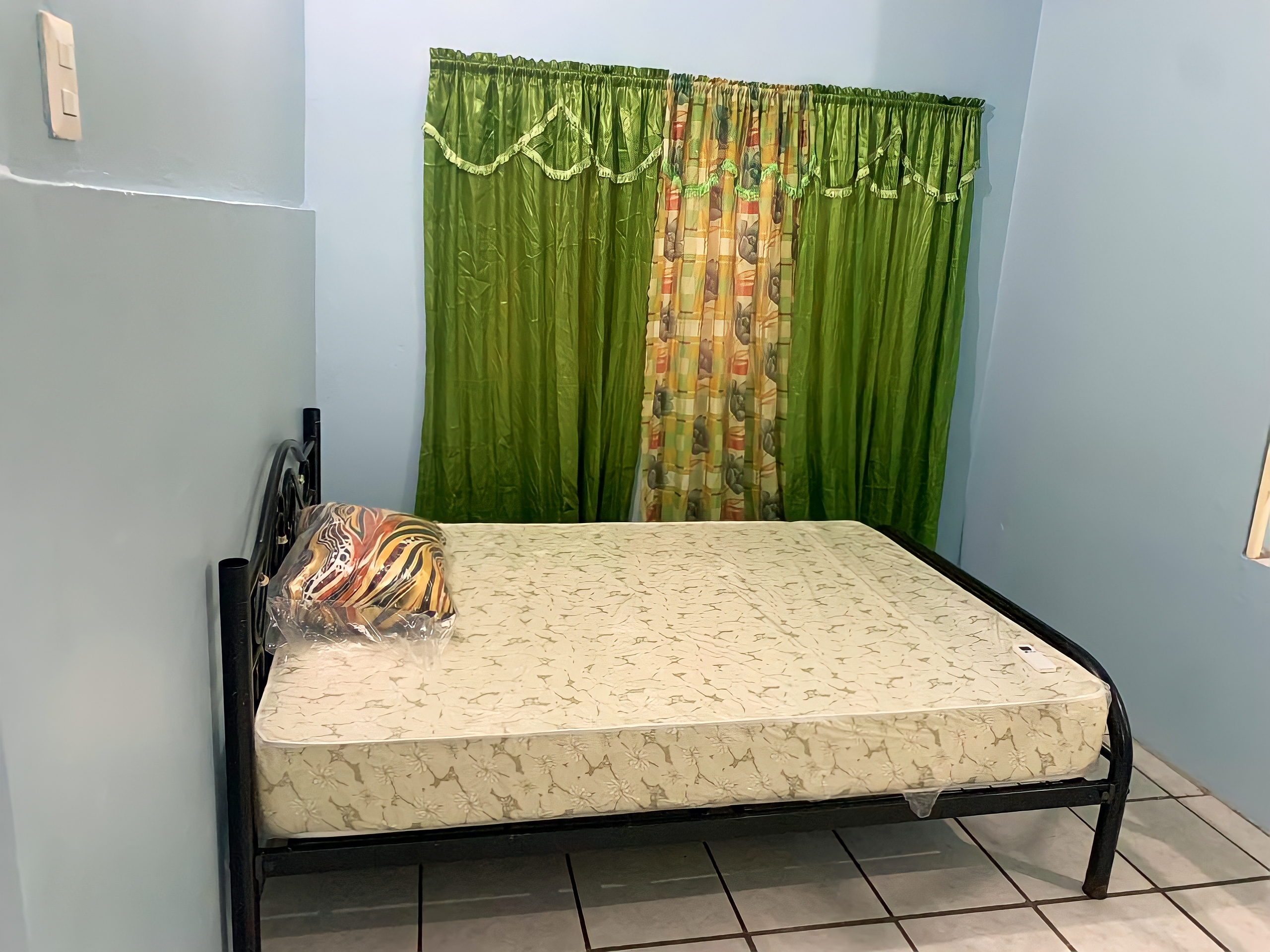 2 Bedroom Apartment, Santa Cruz 9