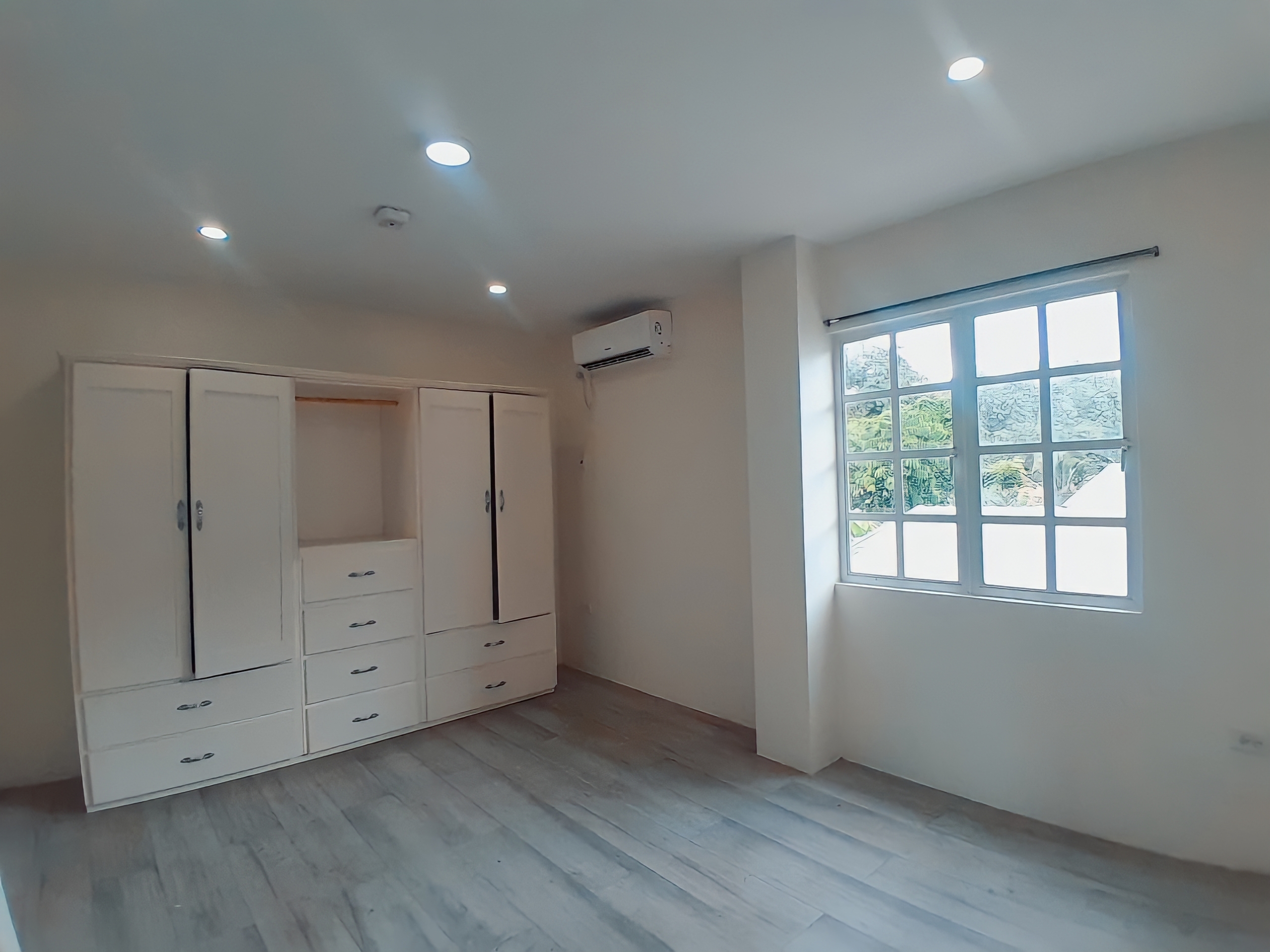 2 Bedroom Apartment,Cantaro Road, Santa Cruz 11