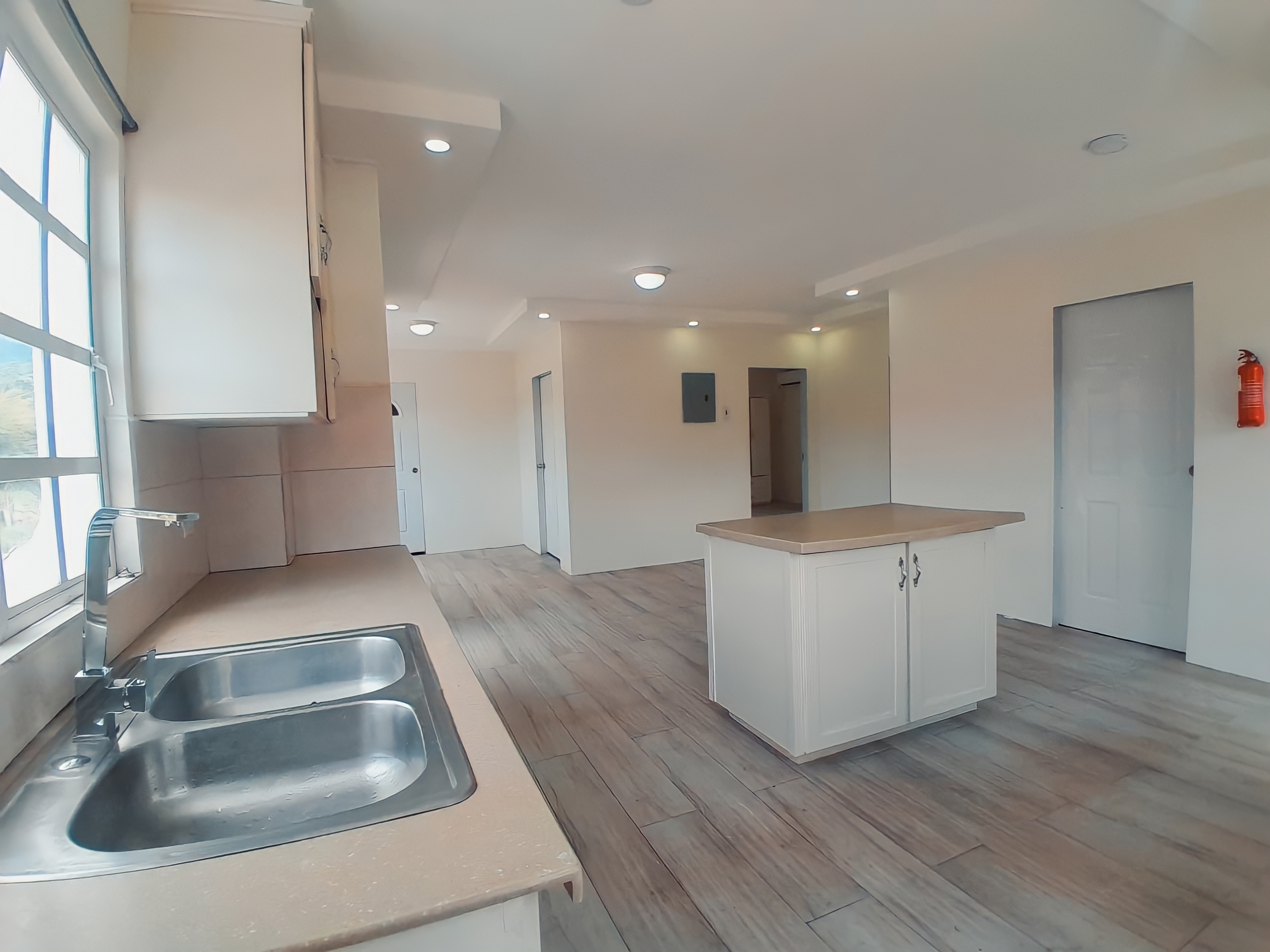 2 Bedroom Apartment,Cantaro Road, Santa Cruz 4