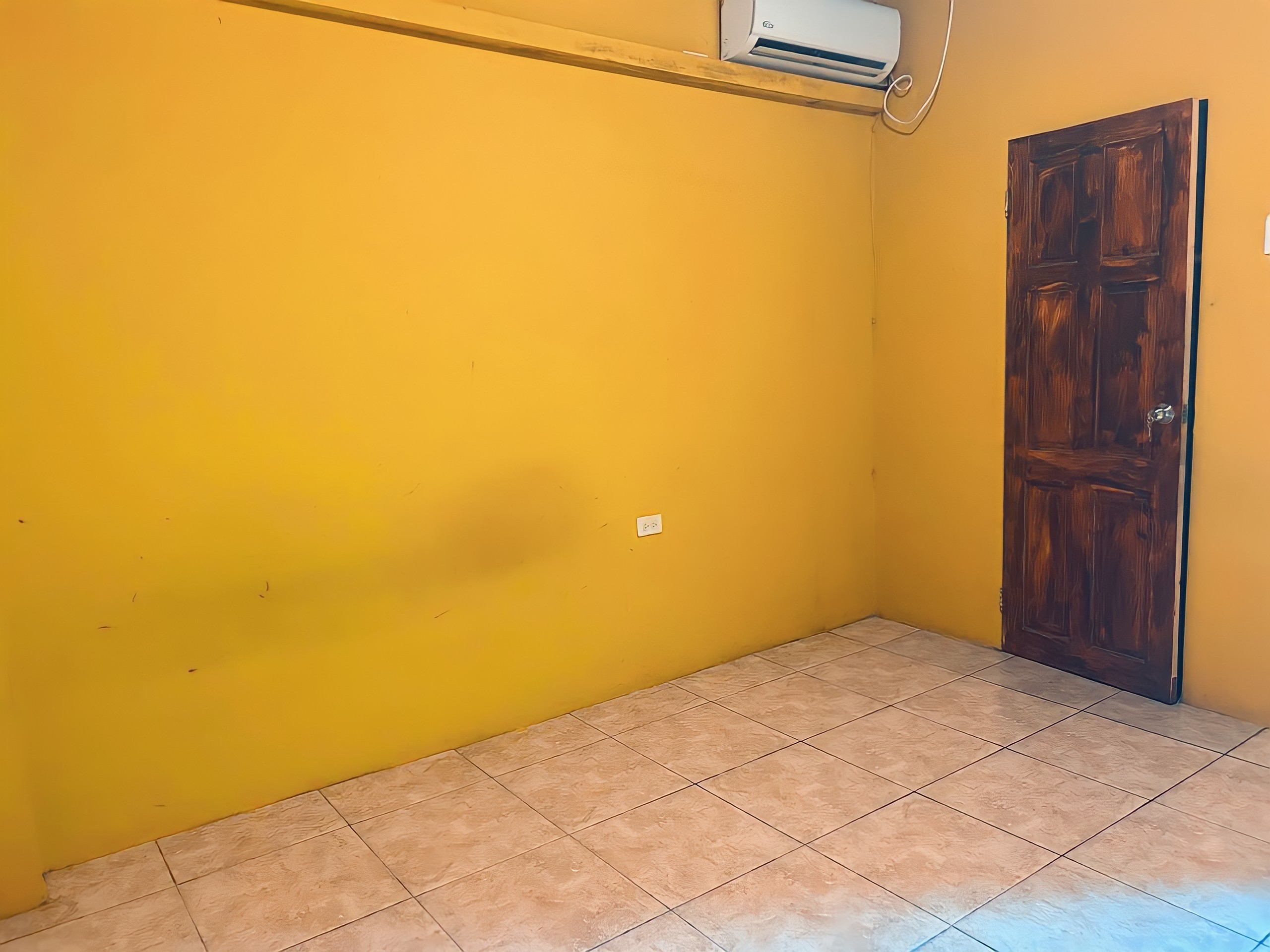 1 Bedroom Apartment, Ghany Street, Chaguanas 5