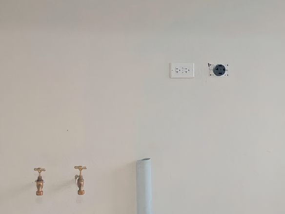 584