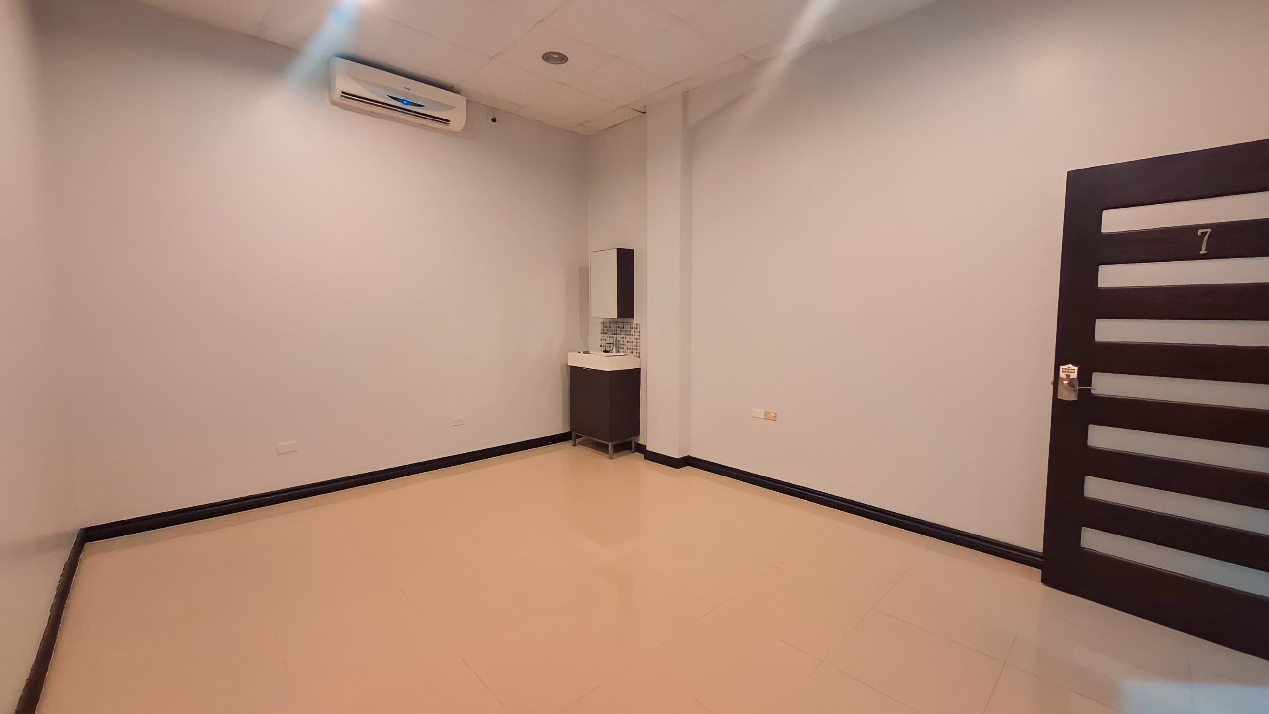 Commercial Space, Cocoyea, San Fernando 12