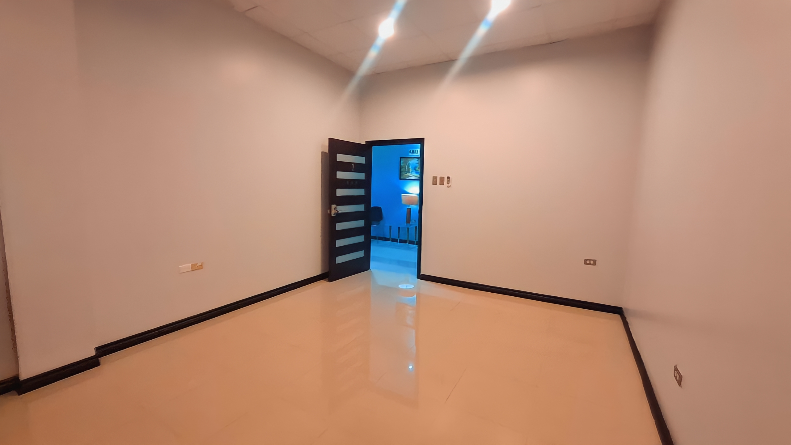 Commercial Space, Cocoyea, San Fernando 7
