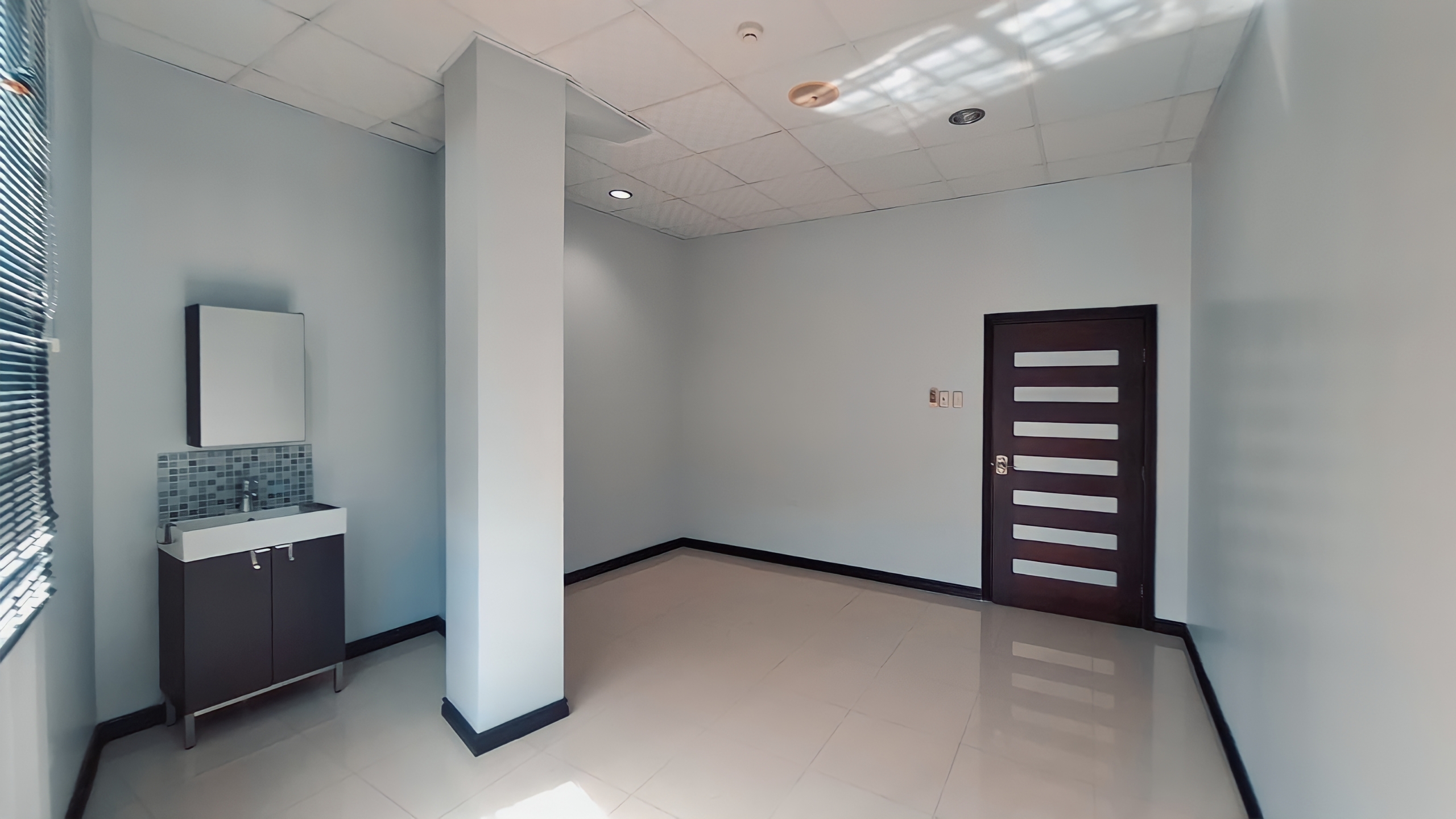 Commercial Space, Cocoyea, San Fernando 8