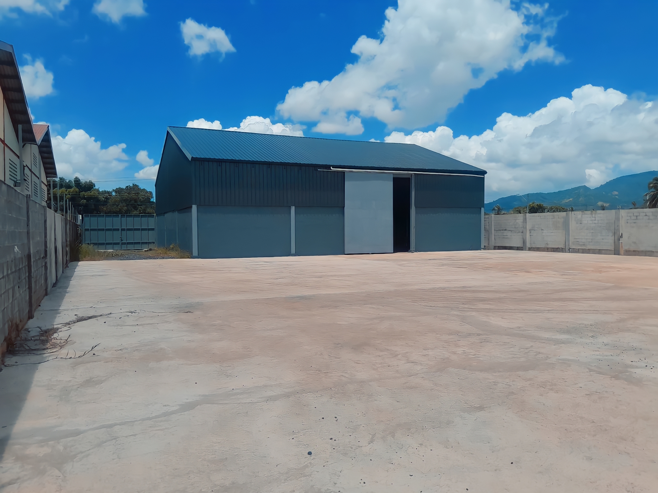 Commercial Warehouse, Freeman Road, St Augustine 13