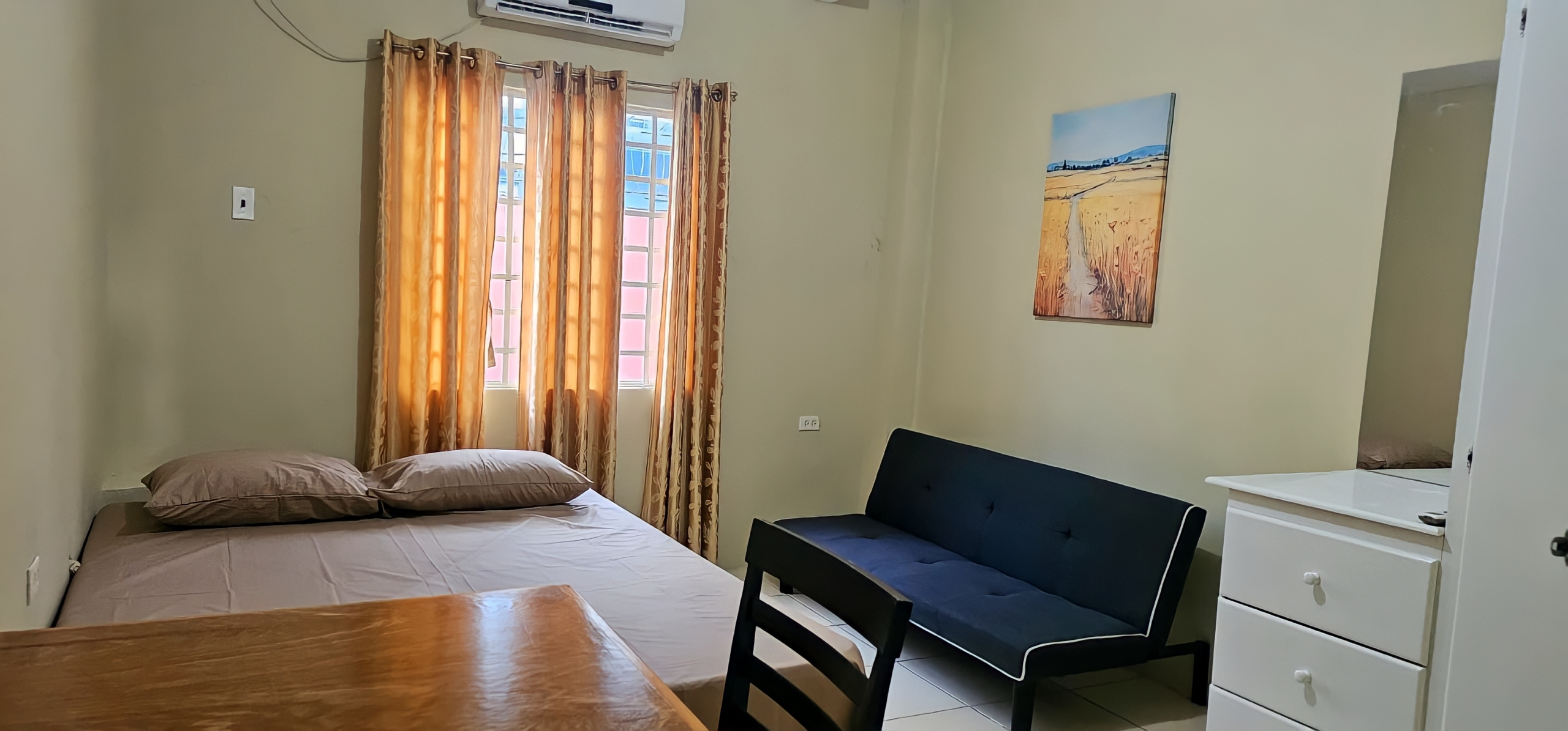 2 Bedroom Apartment, Champs Fleurs 6