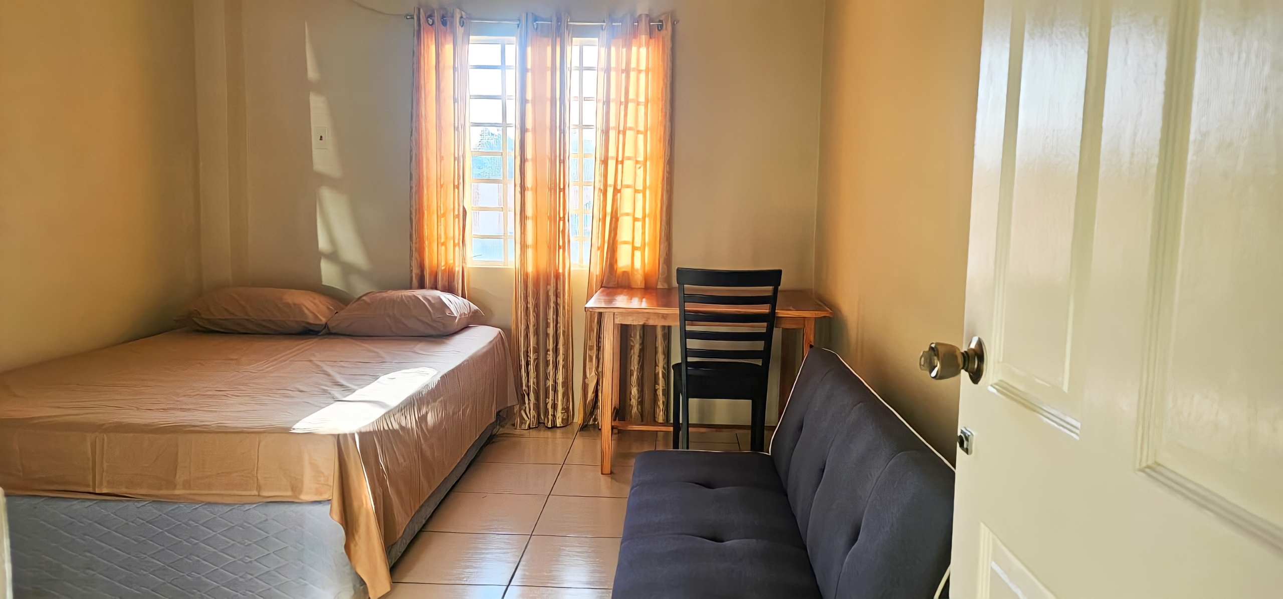 2 Bedroom Apartment, Champs Fleurs 7